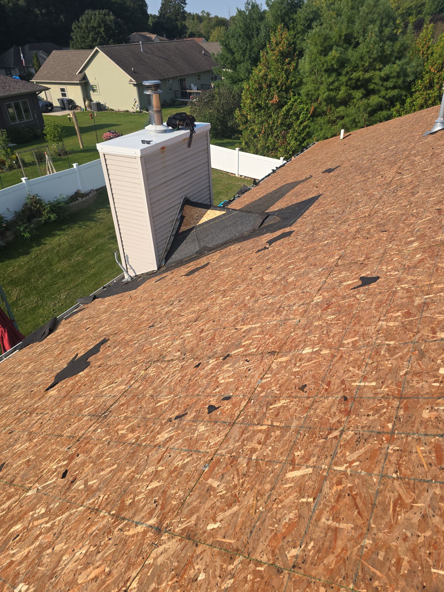 Random Lake: HDZ Shingles & Skylight Replacement by Gellings Roofing & Siding