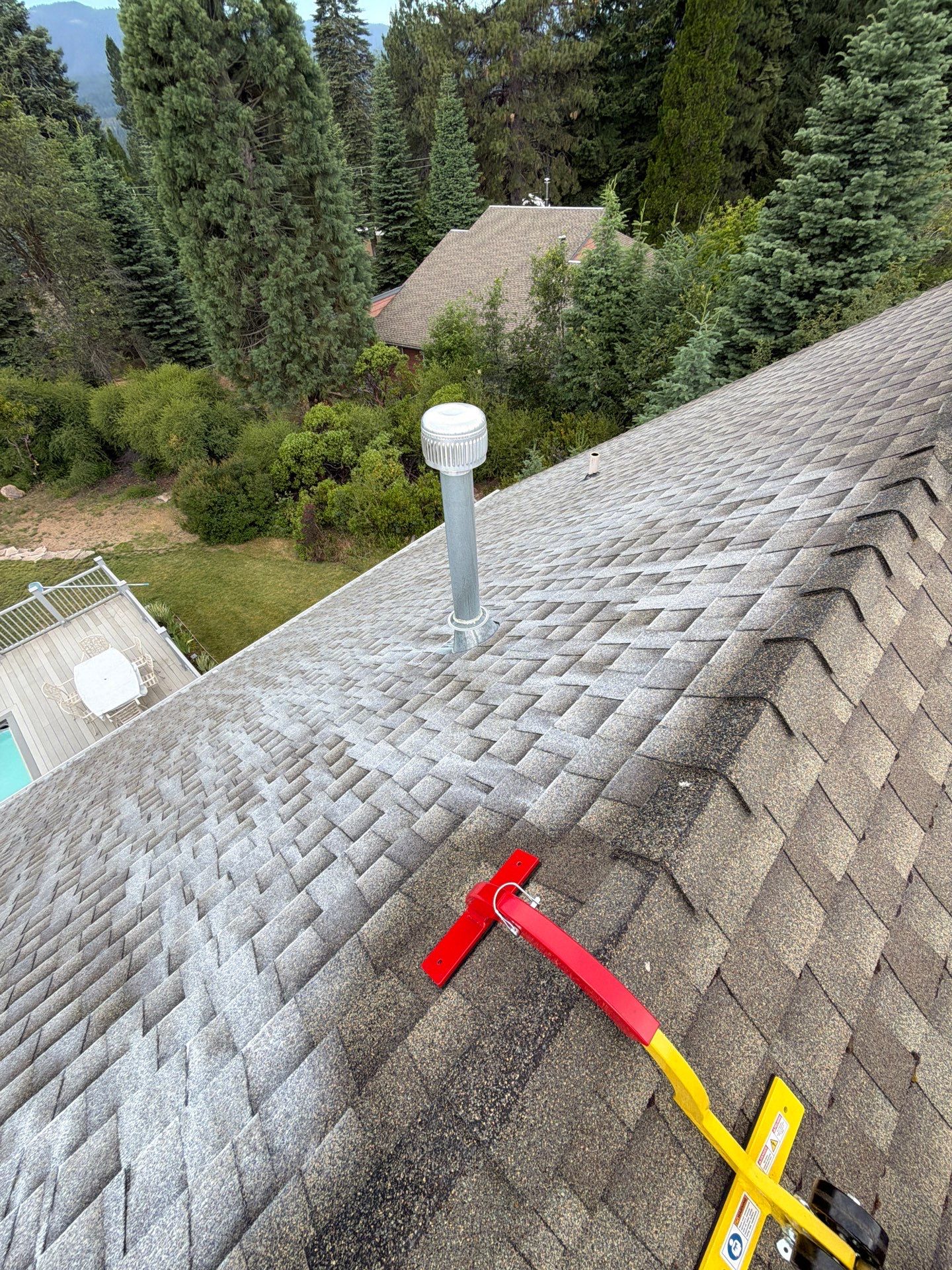 Project in Mt Shasta by Roof Maxx of Grants Pass