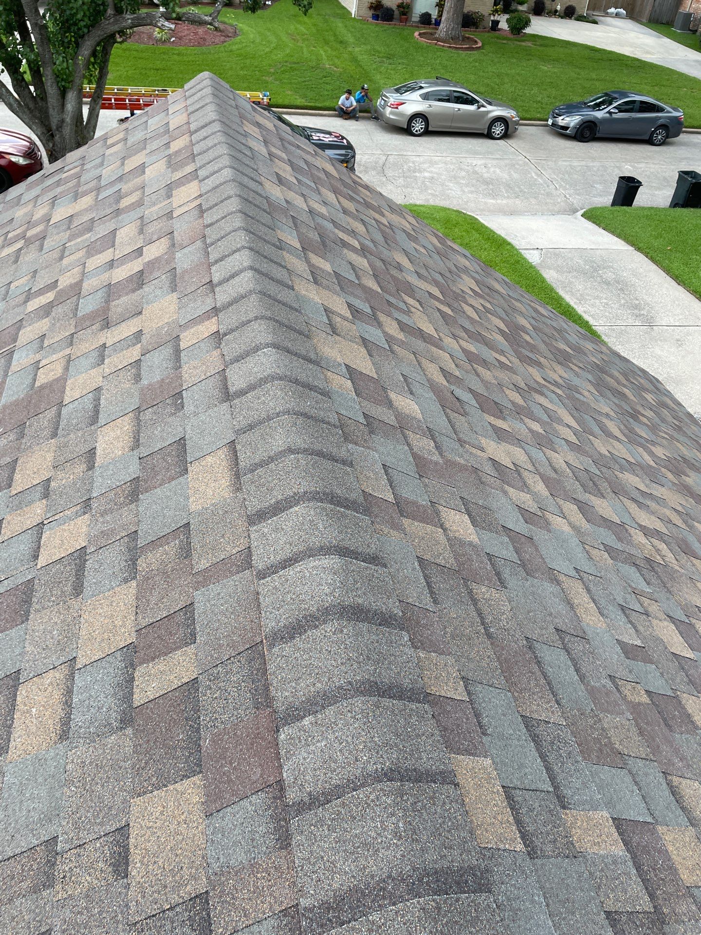 Residential Roofing Installation using Owen's Corning Duration (Lifetime) Shingles by Roof Repair Company