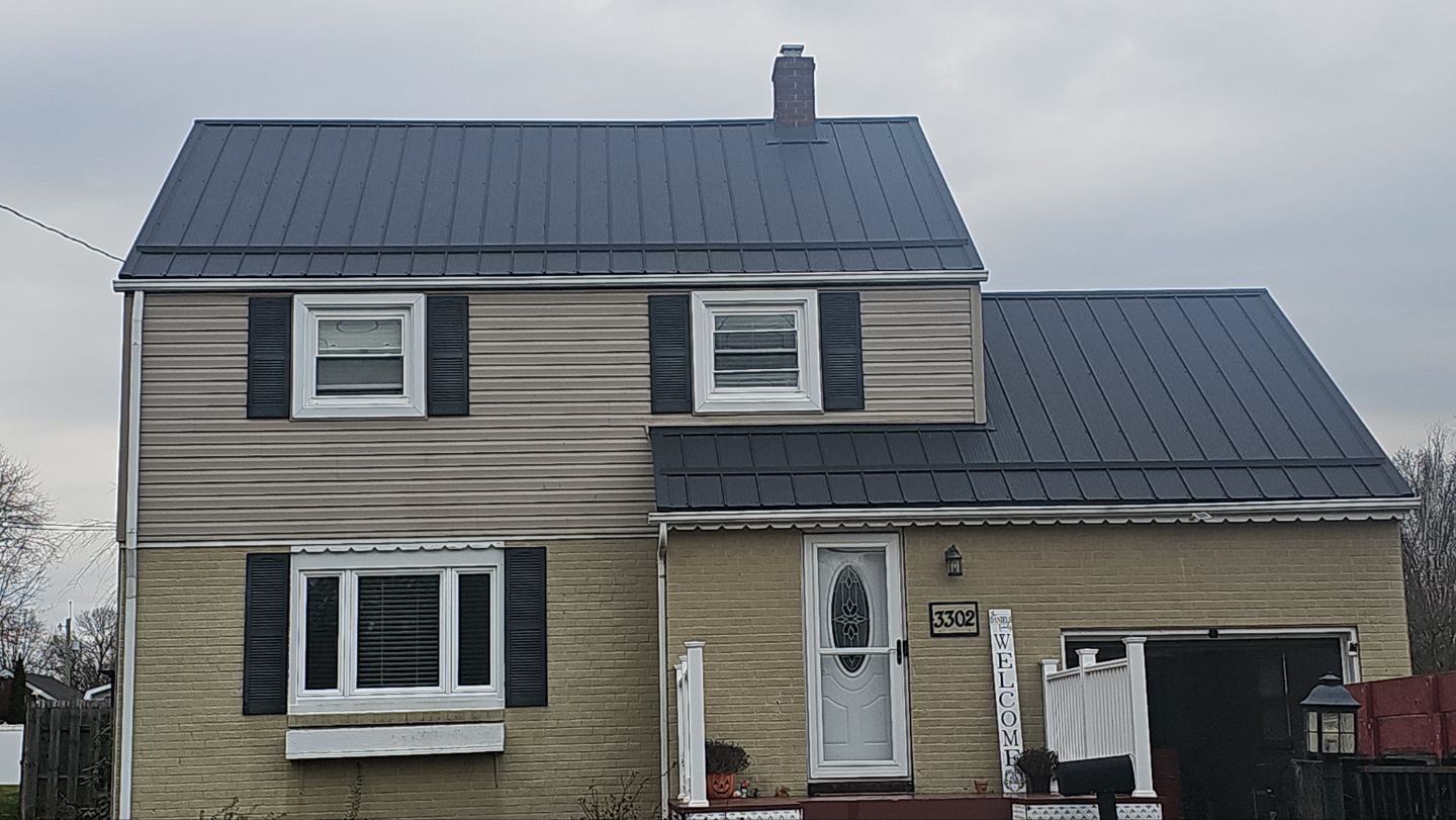 Weather Max Panel, Color: Ebony by Eagle Eye Roofing