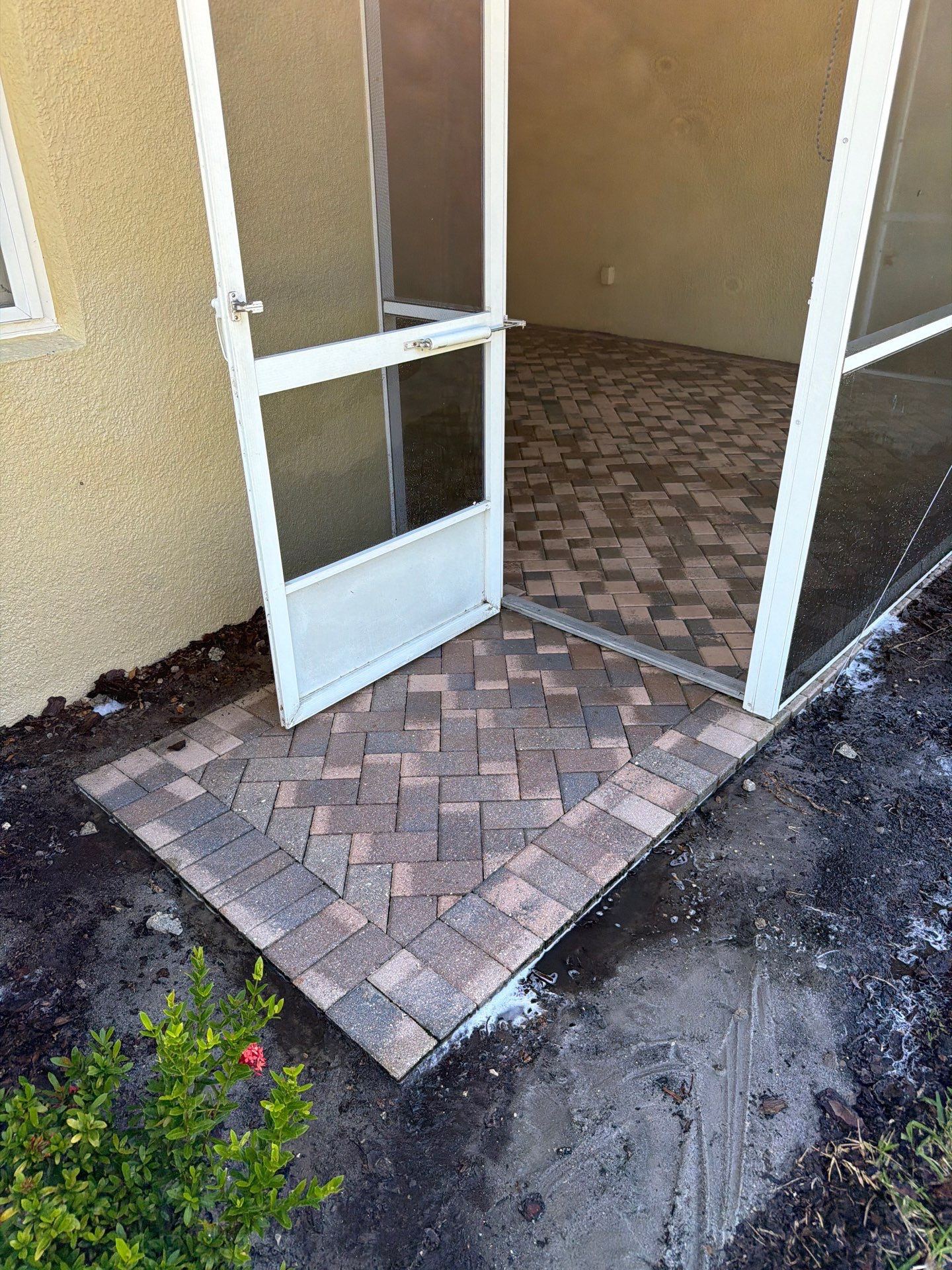 Full exterior surface restoration in Kingspoint Sun City Center by Supreme Paver Experts