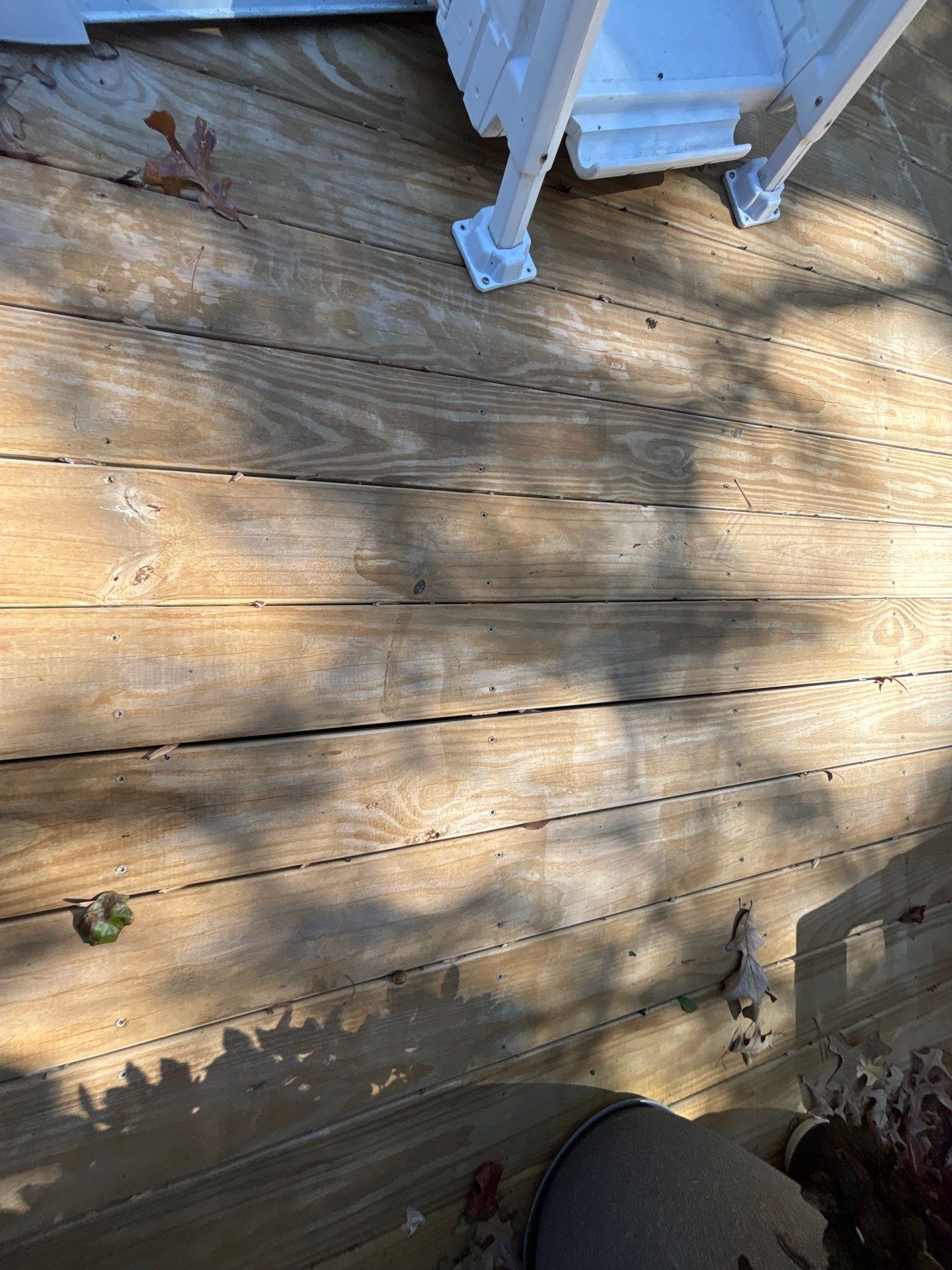 Wood Deck using Wood Sealant by DuraSeal