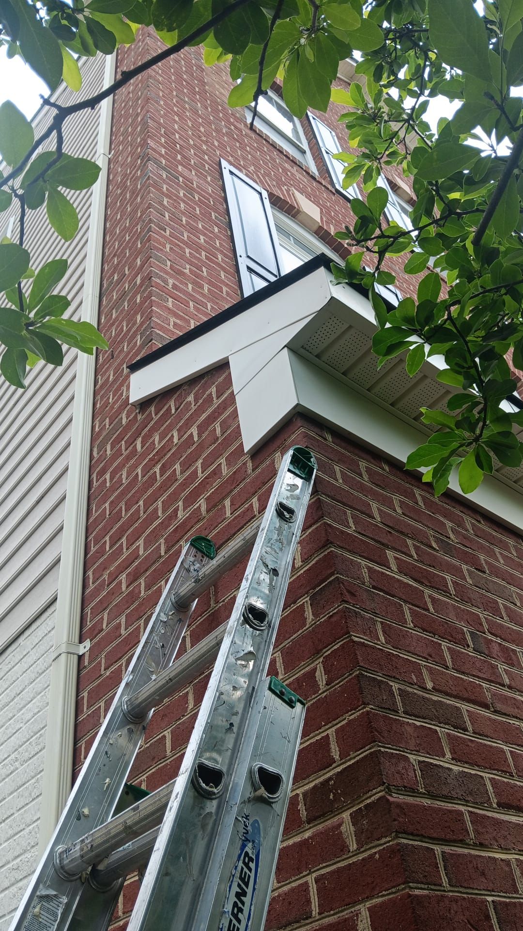 Alexandria: Residential Roof Replacement with CertainTeed Landmark Pro in Max Def Charcoal Black by RM Banning, Inc.