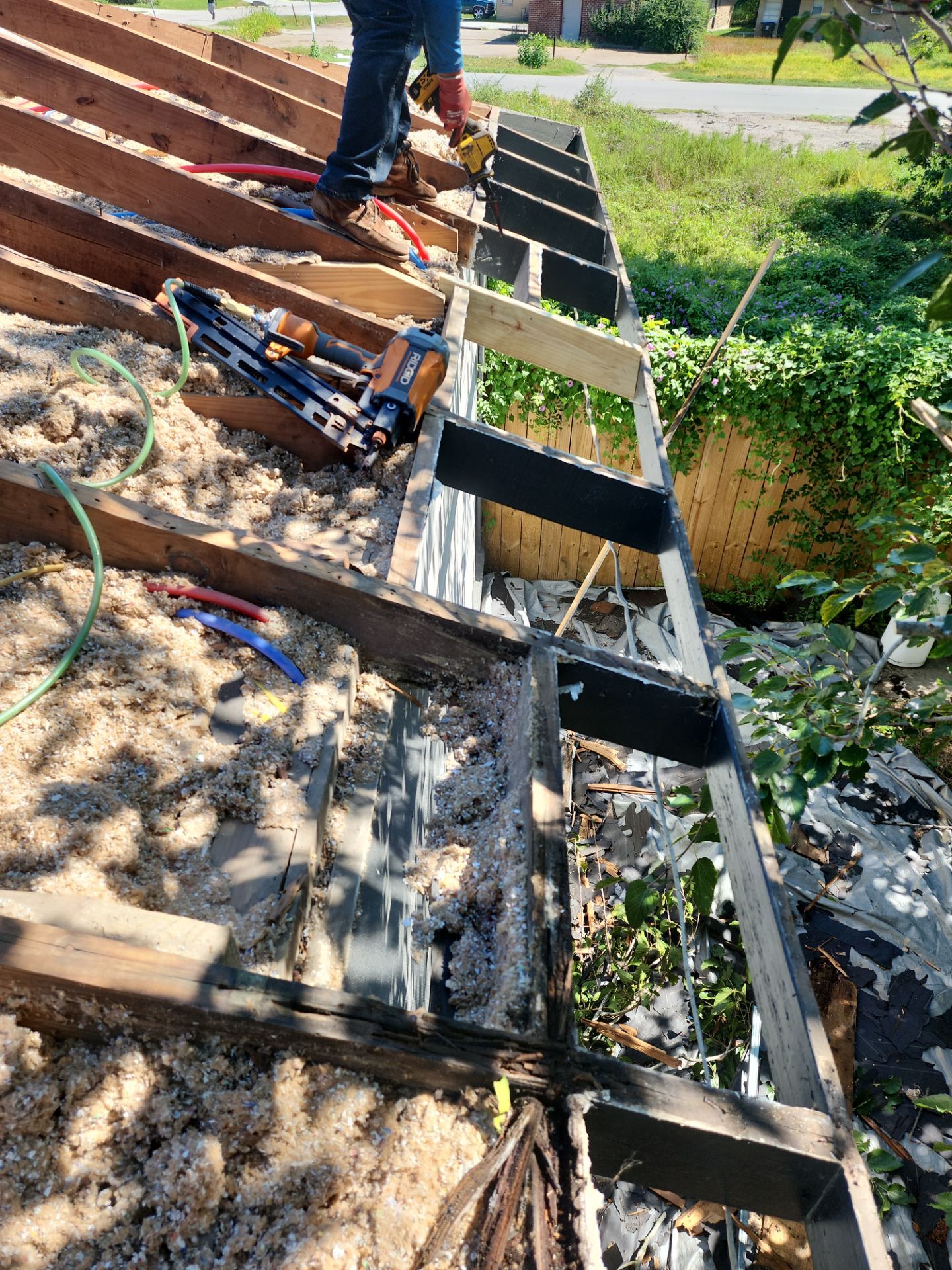 Residential Roofing Installation using Owen's Corning Duration (Lifetime) Shingles by Roof Repair Company