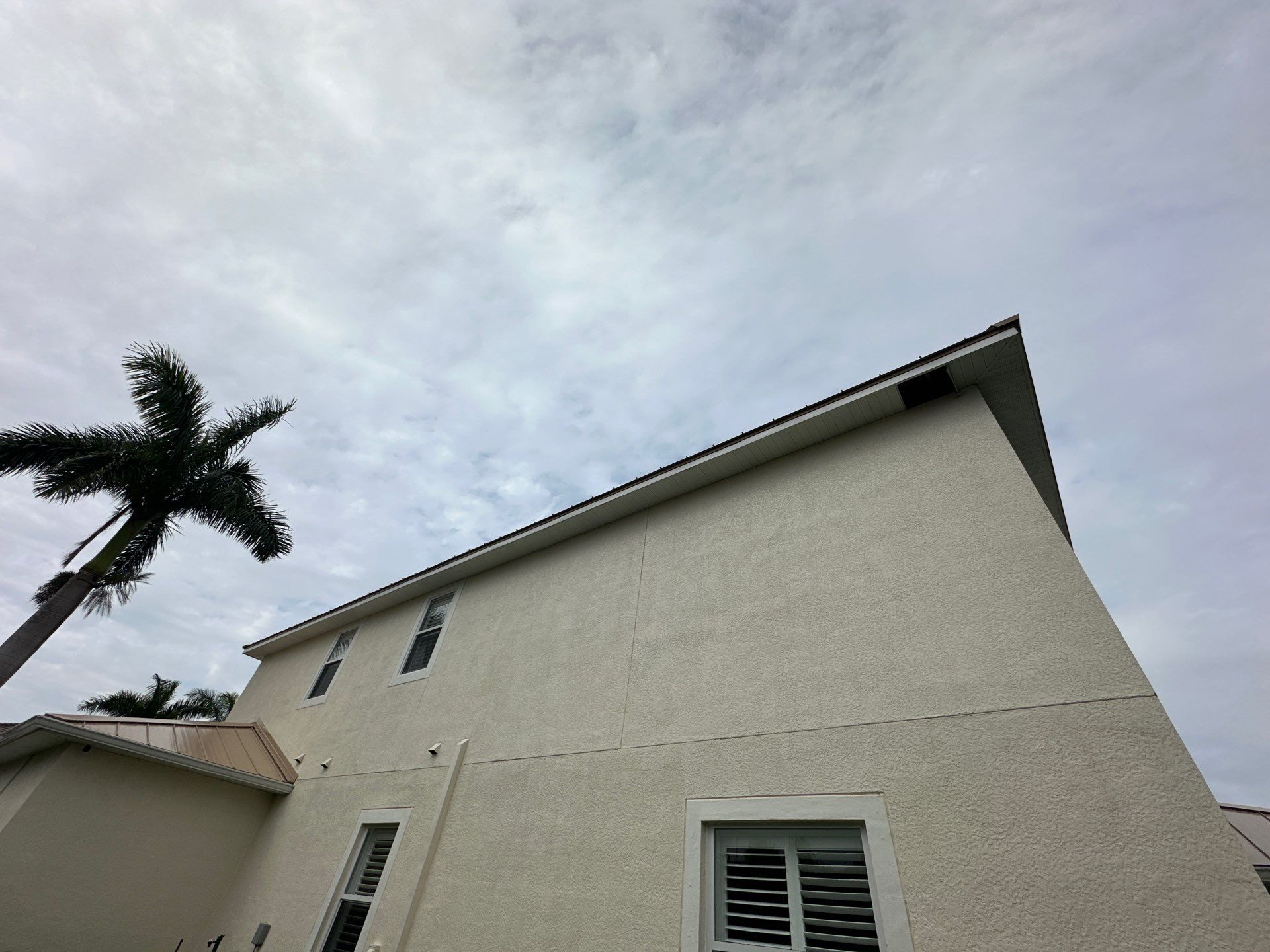 White Vinyl Soffit and Fascia in Cape Coral FL by Gutter Professors