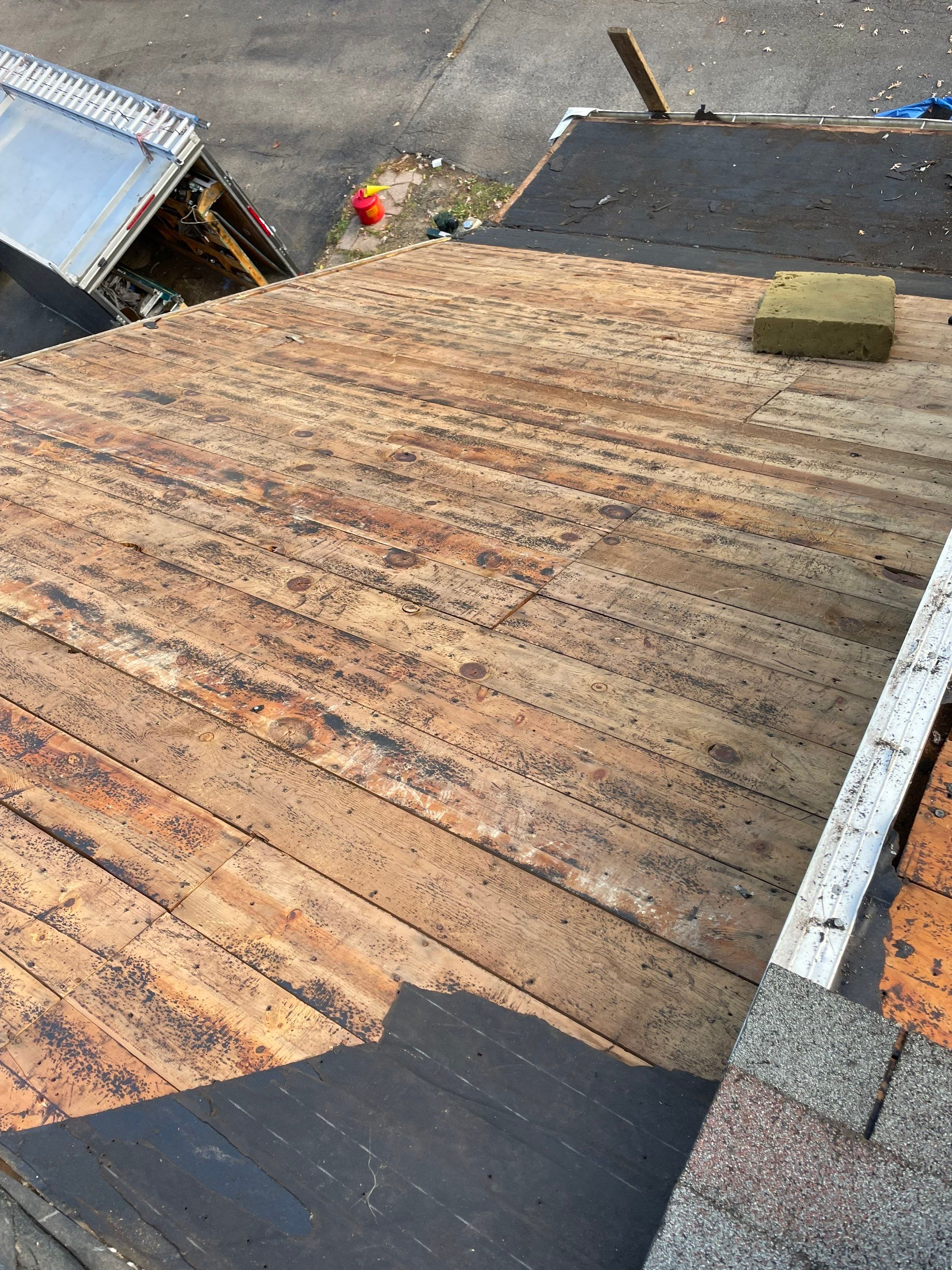 Roof Replacement using CertainTeed Landmark by 180 Contractors