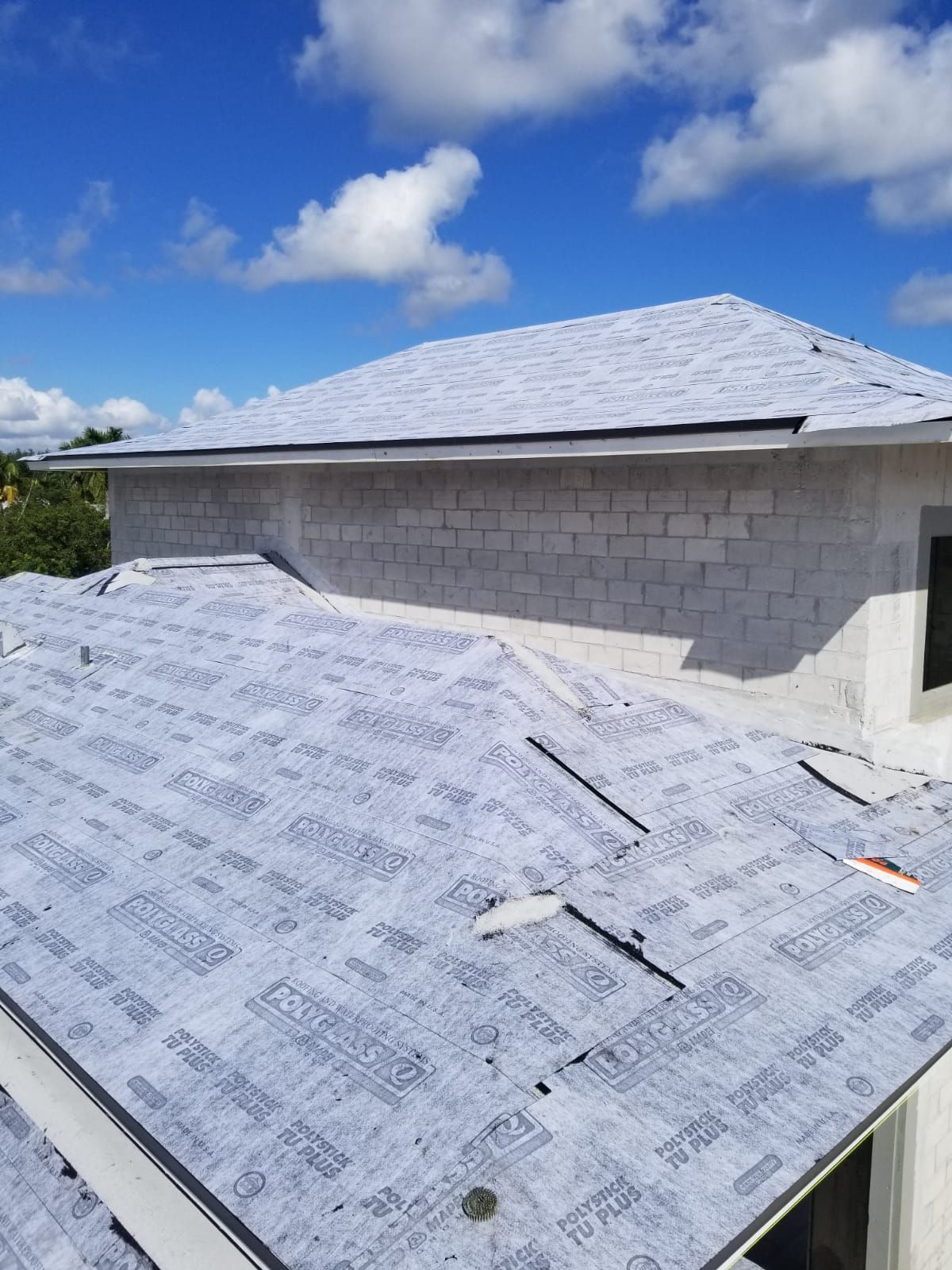 Crown Windsor Slate - Charcoal Black Color by Istueta Roofing