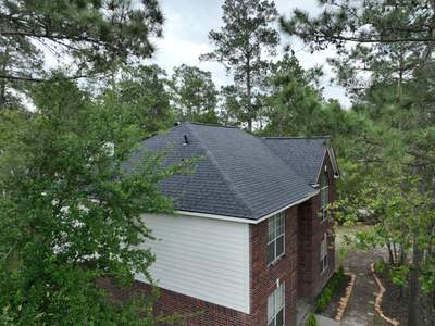 Residential Roofing Installation using CertainTeed