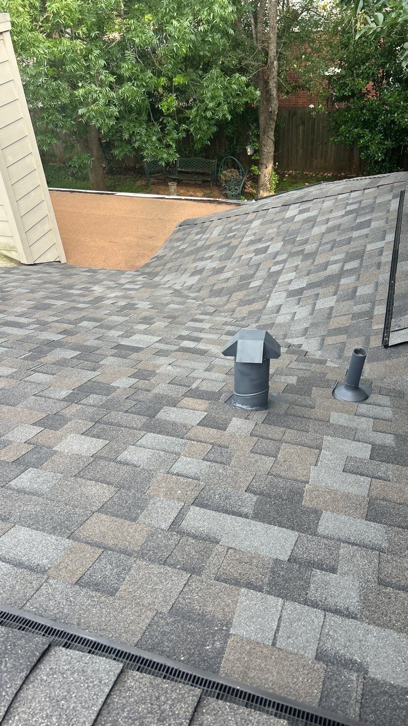 Williamsburg Gray - Owens Corning TruDefinition Duration by RoofsOnly.com