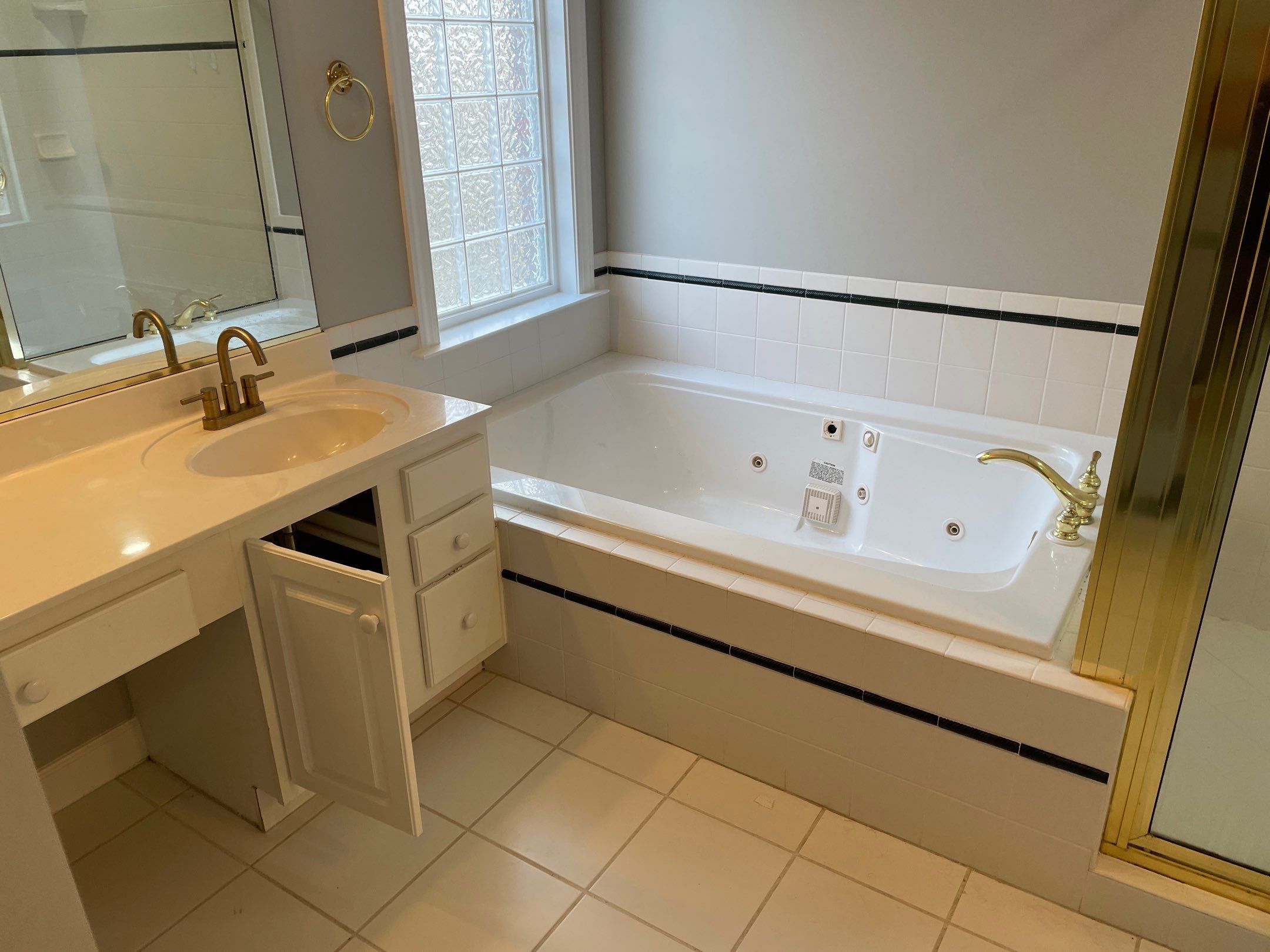 Bathroom Remodel using Schluter by Footprints Floors of Coastal Carolina