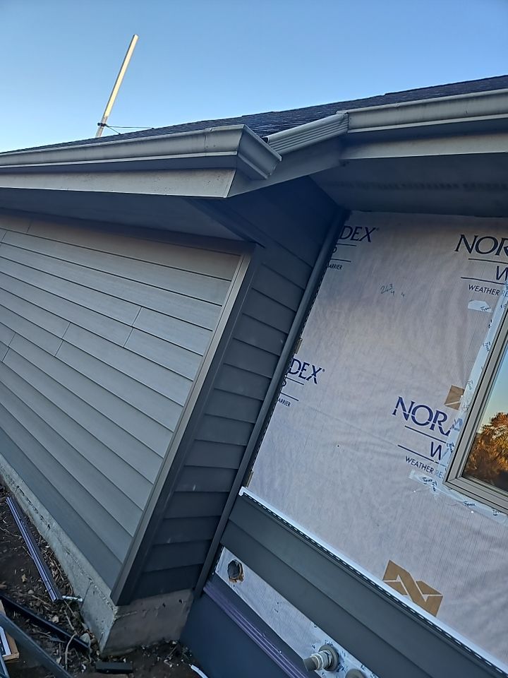 Siding Installation using Norandex Polar Wall Plus Siding, Window Wraps by Total Exteriors