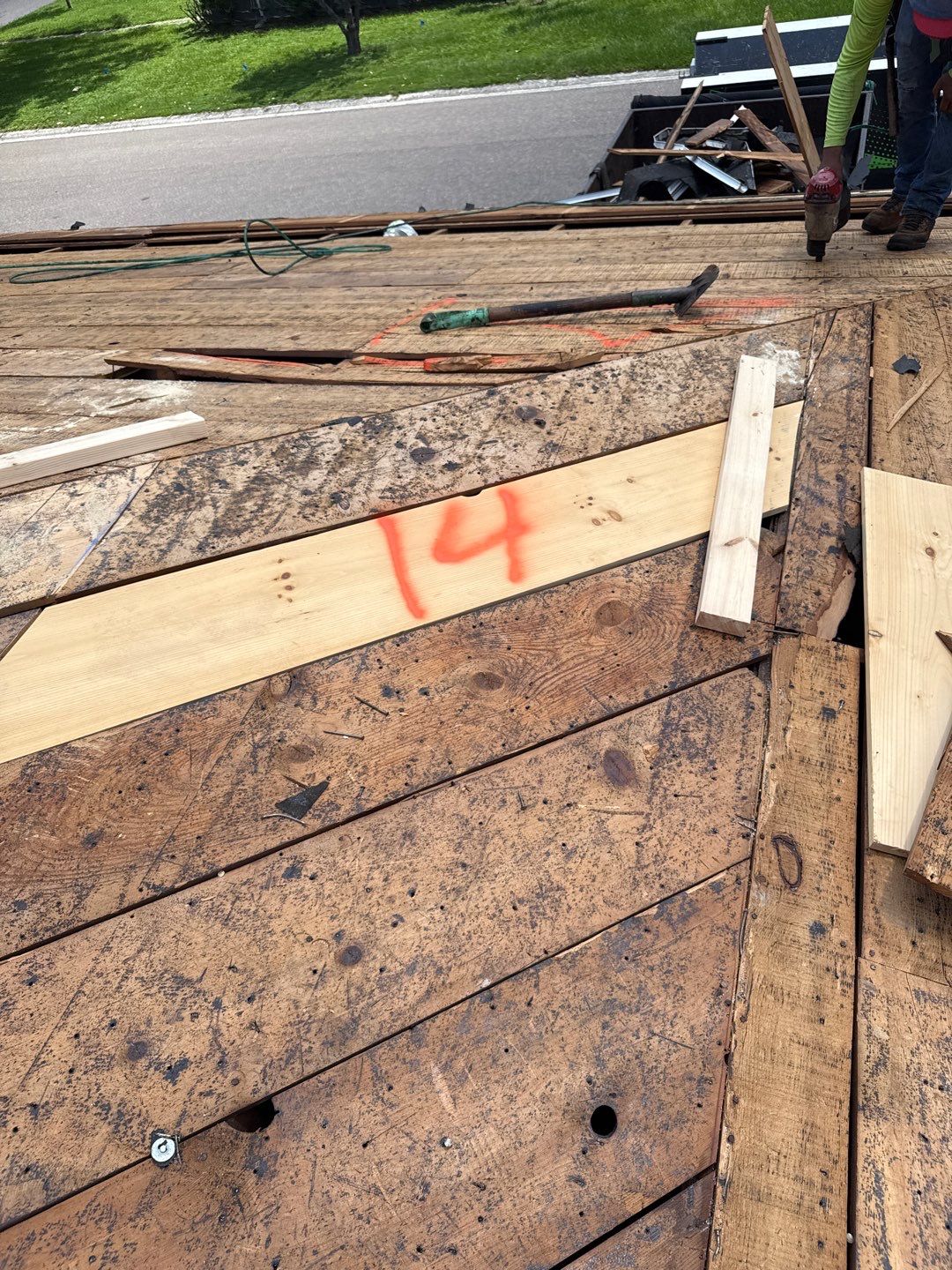 Project in St. Petersburg 33710 by Mitchell Roofing Company LLC 