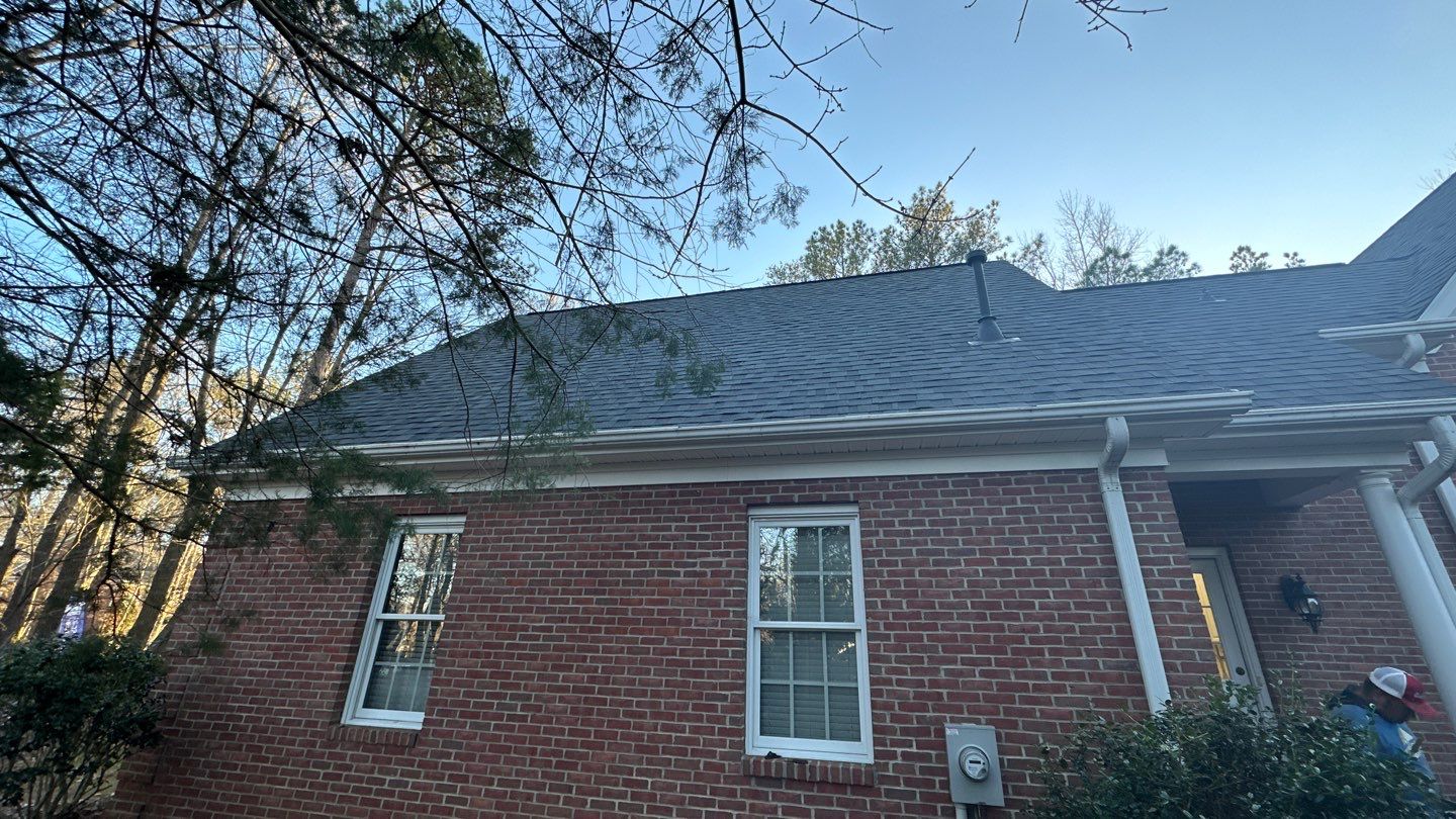 Rock Hill - Duration Williamsburg Gray by Merritt Roofing LLC