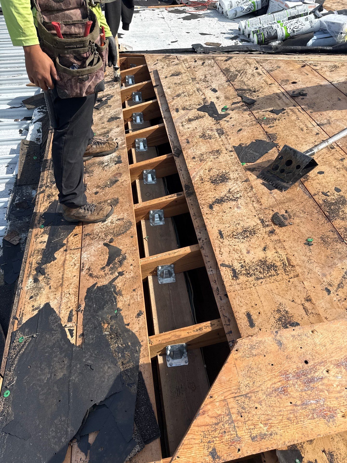 Project in St. Petersburg 33710 by Mitchell Roofing Company LLC
