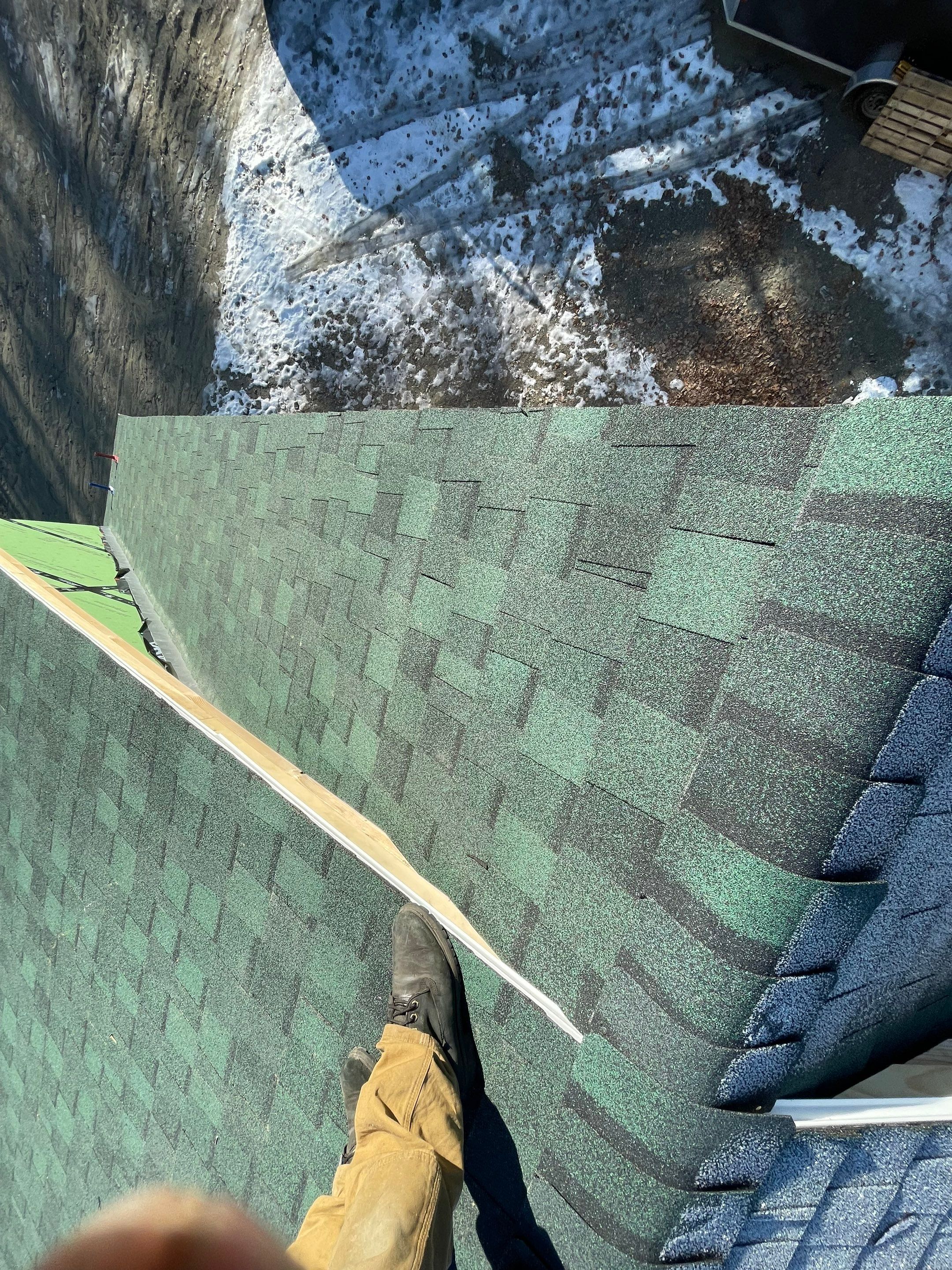 New Home Construction using CertainTeed landmark Pros by The B.A.R Roofing
