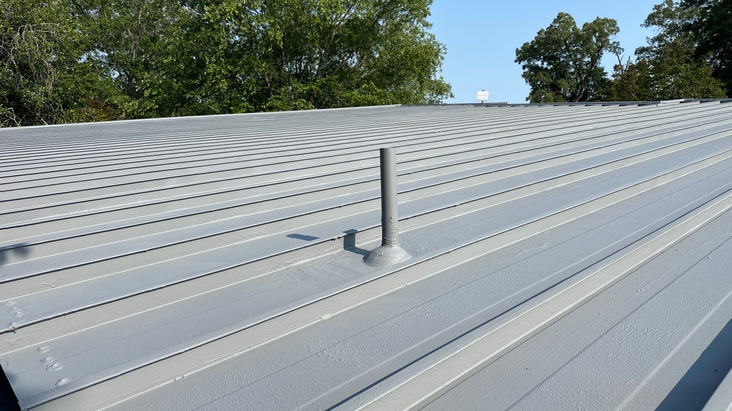 Commercial Roof using GACO Flex Silicone and Metal Acrylic by ExteriorPros