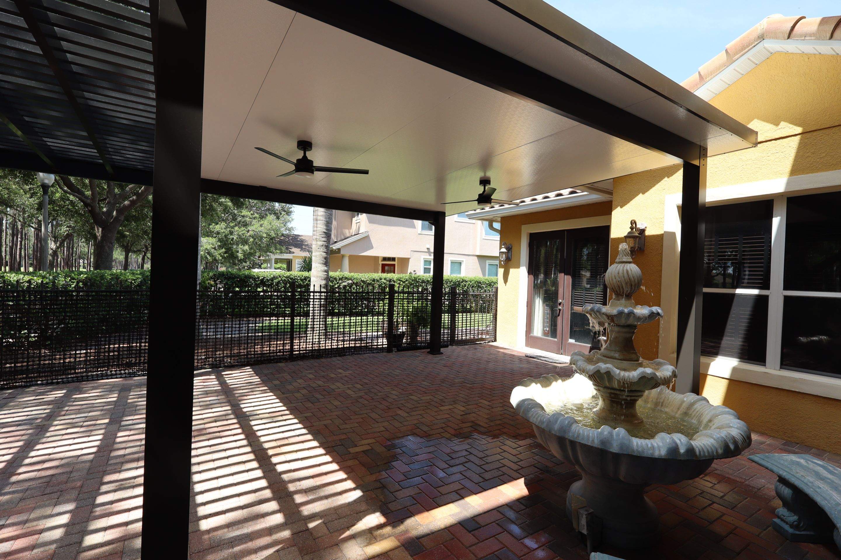 Aluminun patio cover and Pergola using Aluminum by Orlando pergolas