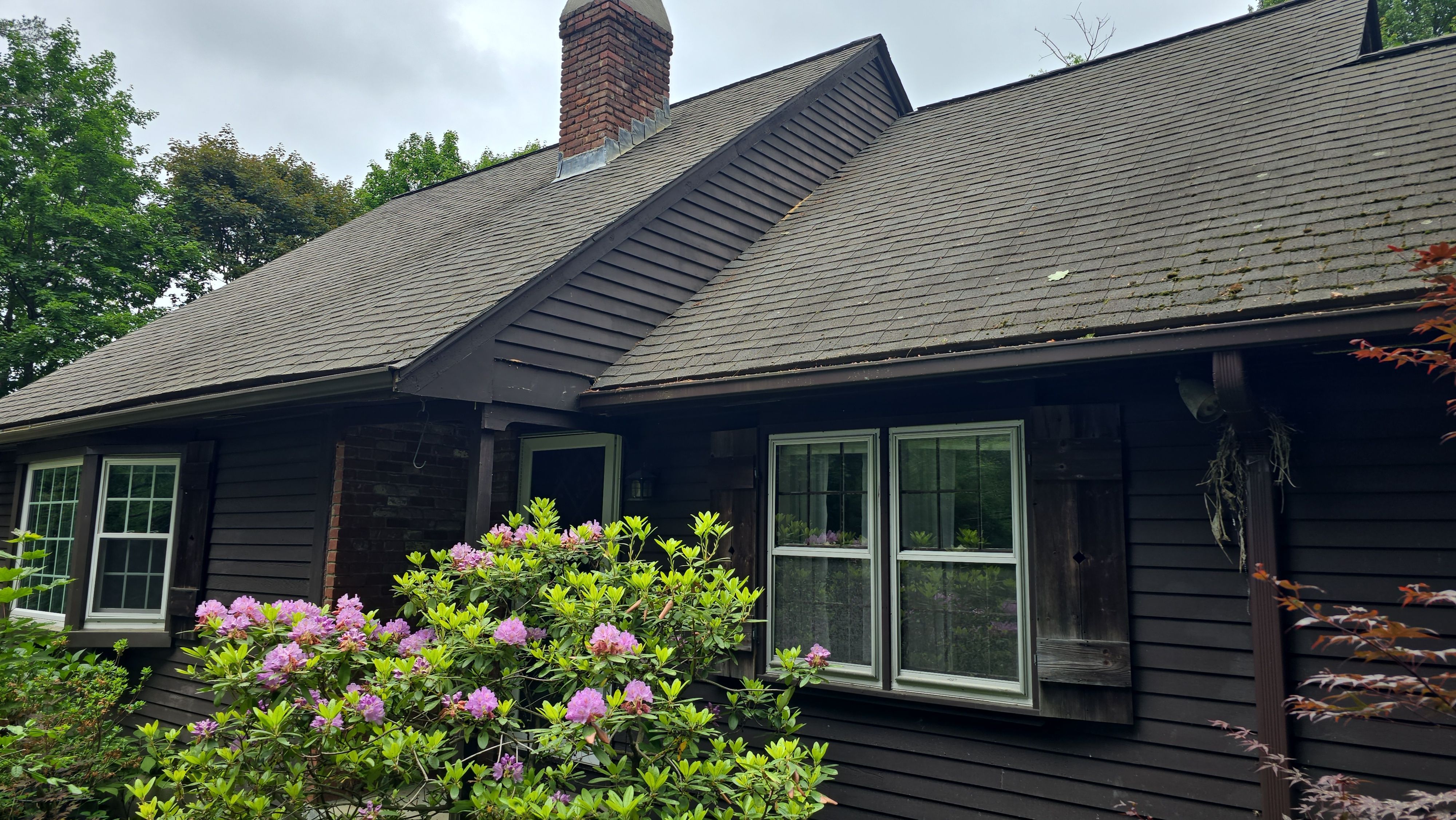 Complete exterior remodeling in Ashland, MA by UBrothers Construction