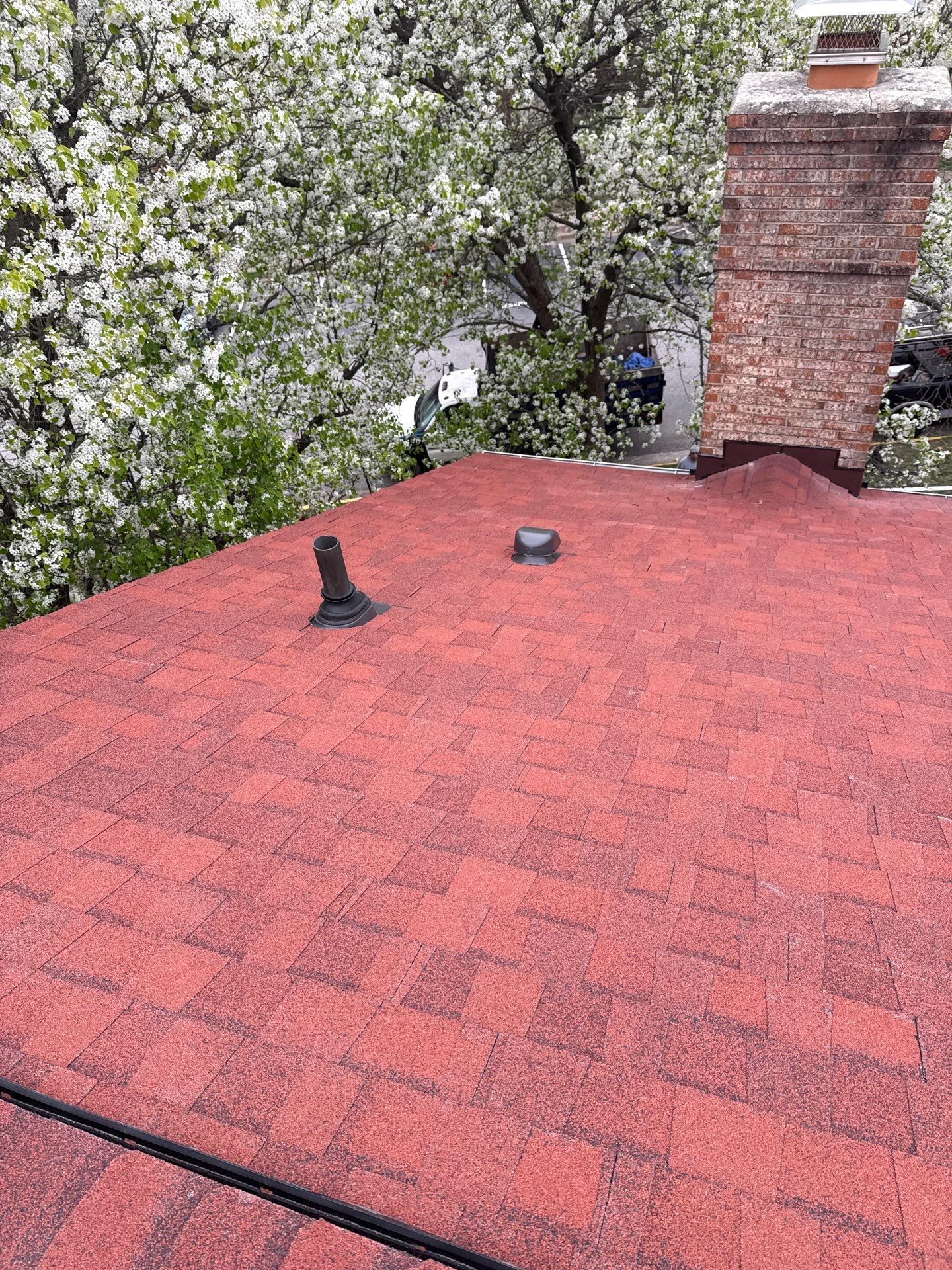 Springfield: Residential Roof Replacement with CertainTeed Landmark Pro in Max Def Red Oak by RM Banning, Inc.