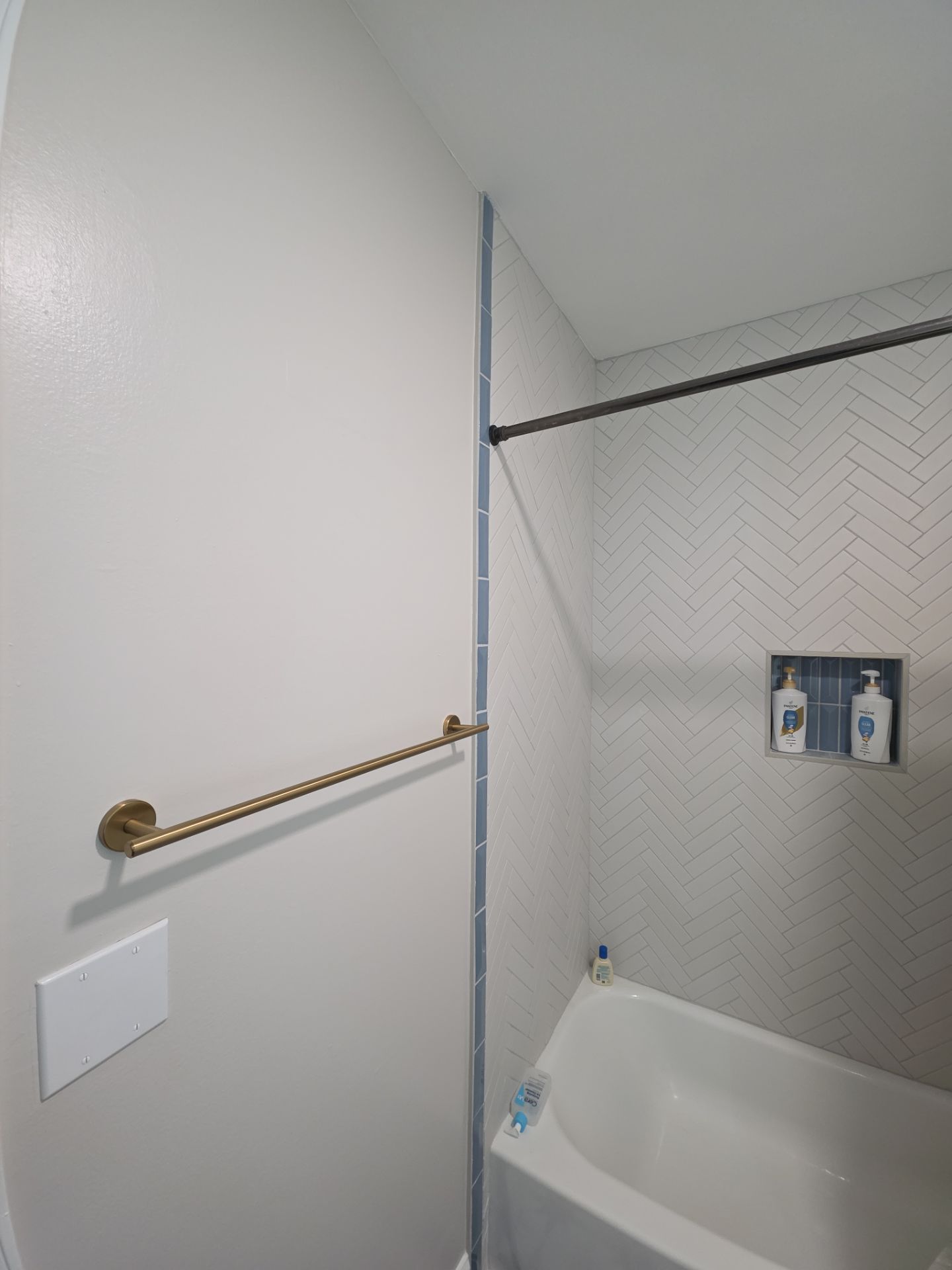 Kitchen and Bathroom rennovation by Ajayi Design and Construction 