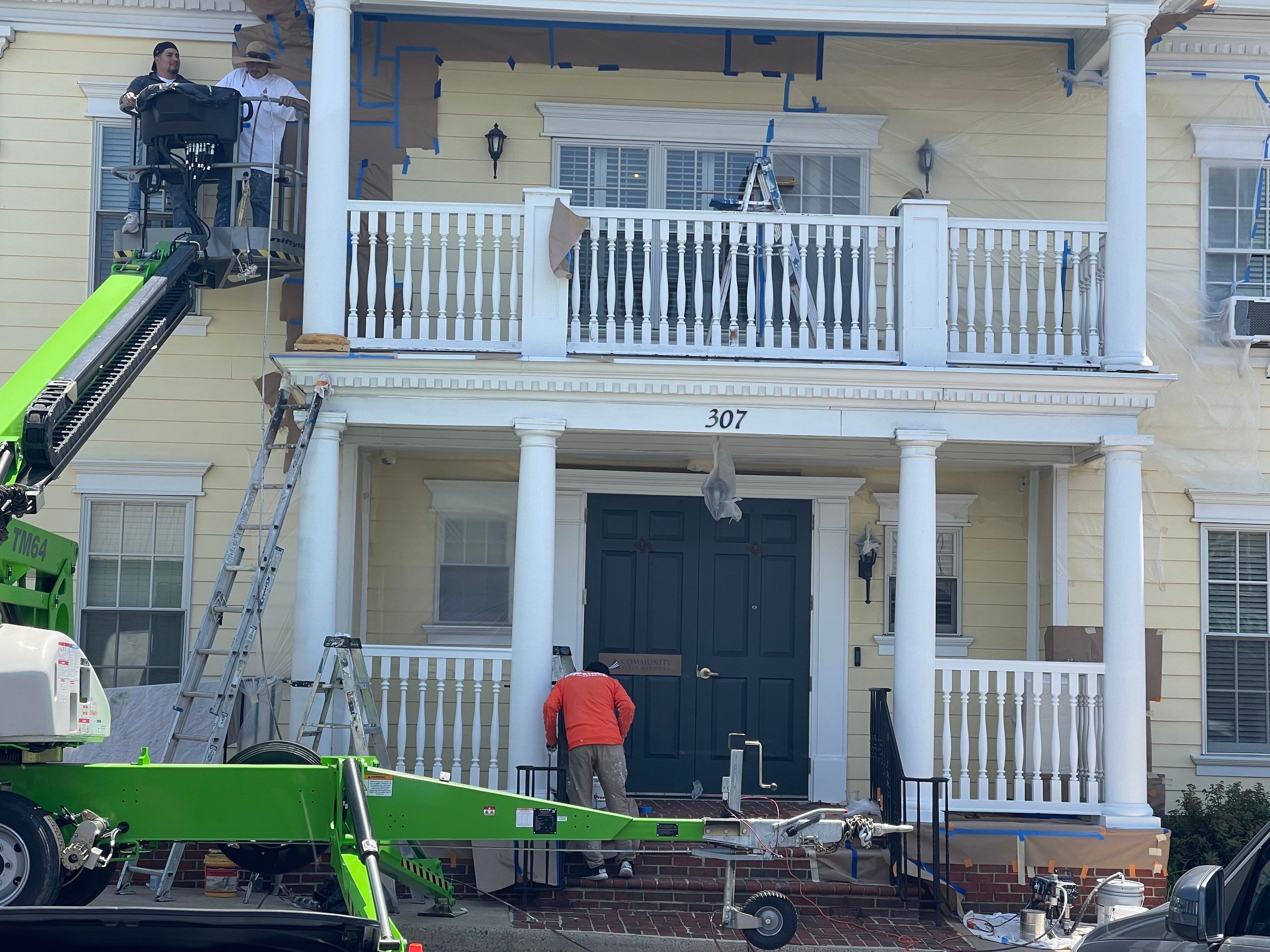 Commercial Exterior Painting Services for Mainstreet Bank in Leesburg, VA by My Painter 