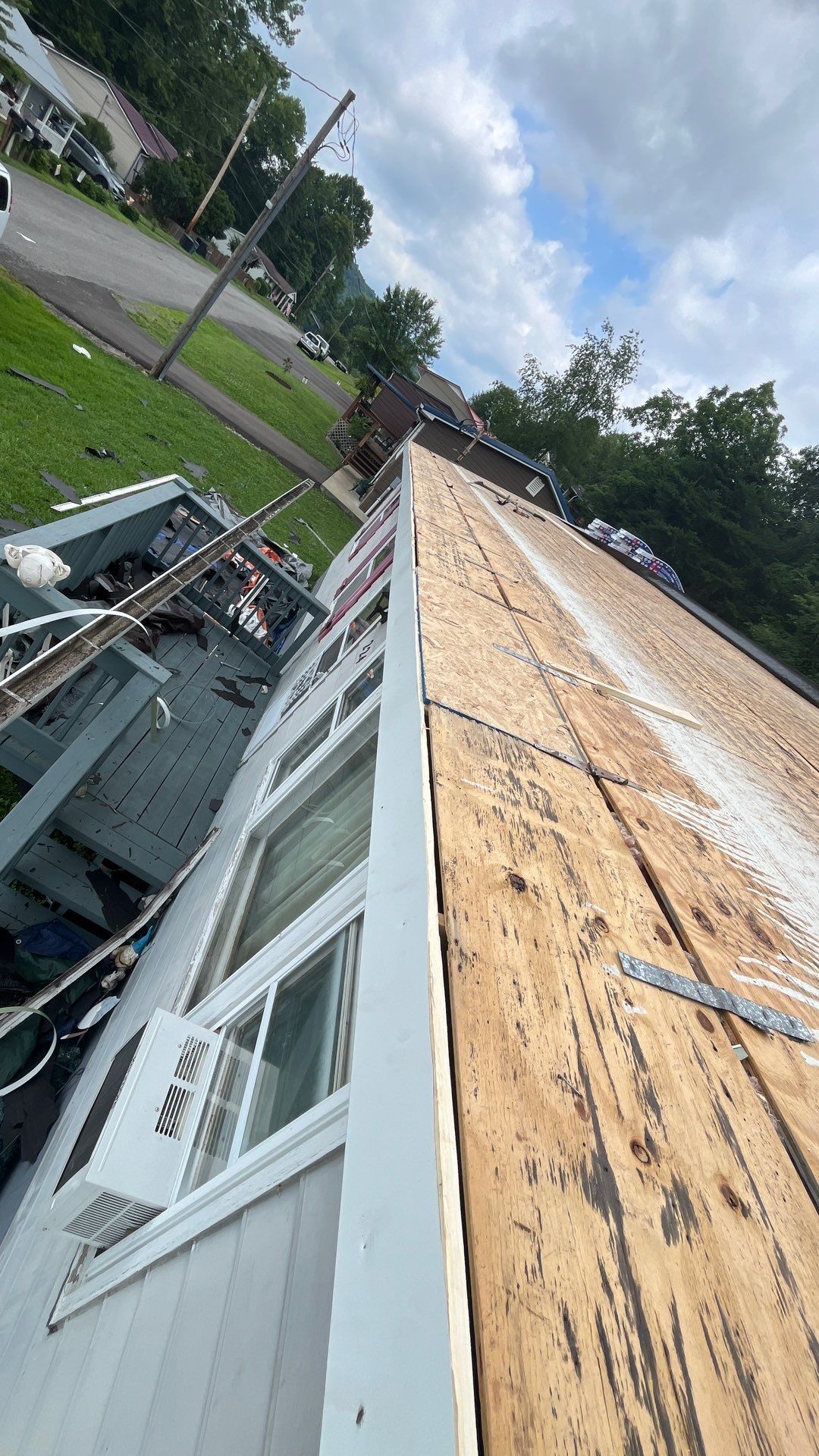 Residential Roofing Installation using GAF Timberline HDZ Hunter Green by Rainstoppers Roofing