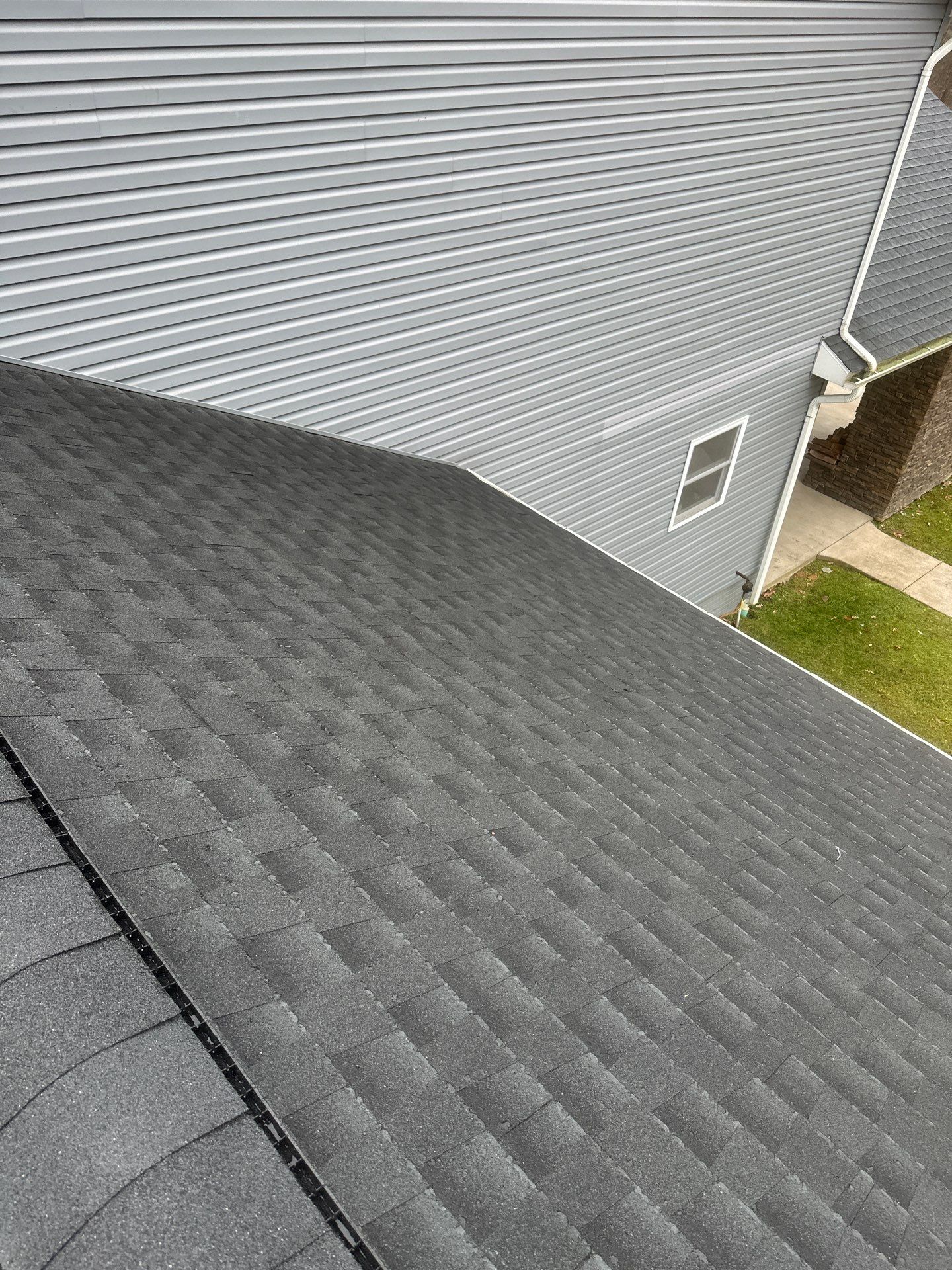 Residential Roofing Installation using GAF Timberline HDZ, Charcoal by Rainstoppers Roofing