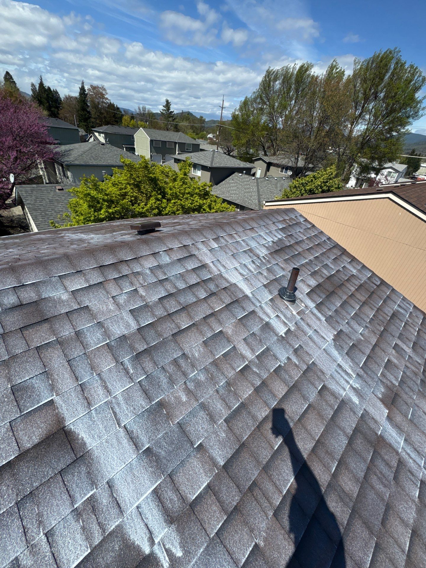Project in Grants Pass by Roof Maxx of Grants Pass