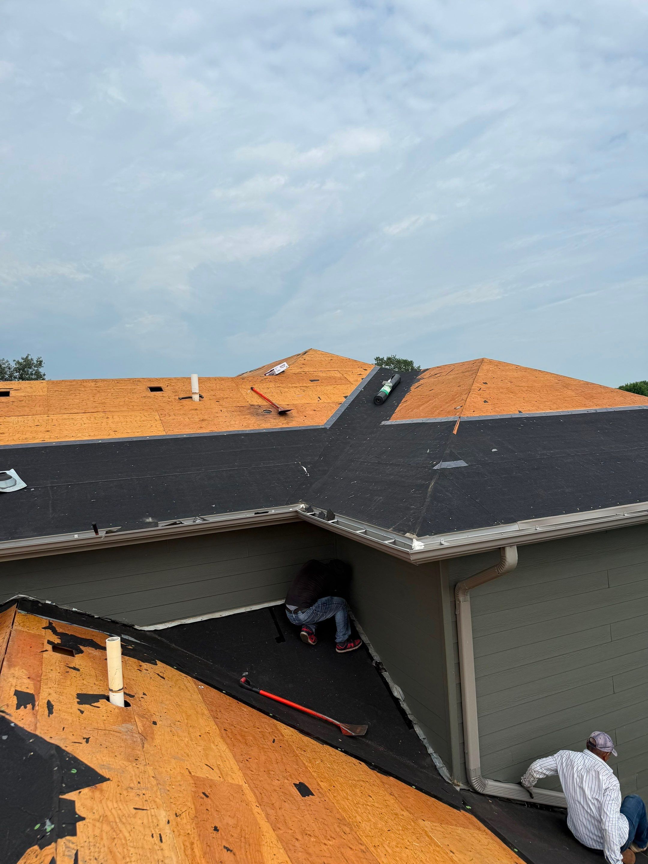 Sioux Falls Roof  by Lightning Exteriors