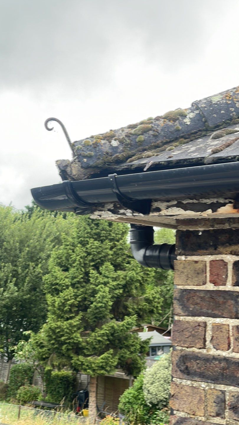 Roof Clean  - Moss Removal - Gutter Clean using Honda 15lpm Low Pressure Washing Machine by Ges Exterior Cleaning ltd