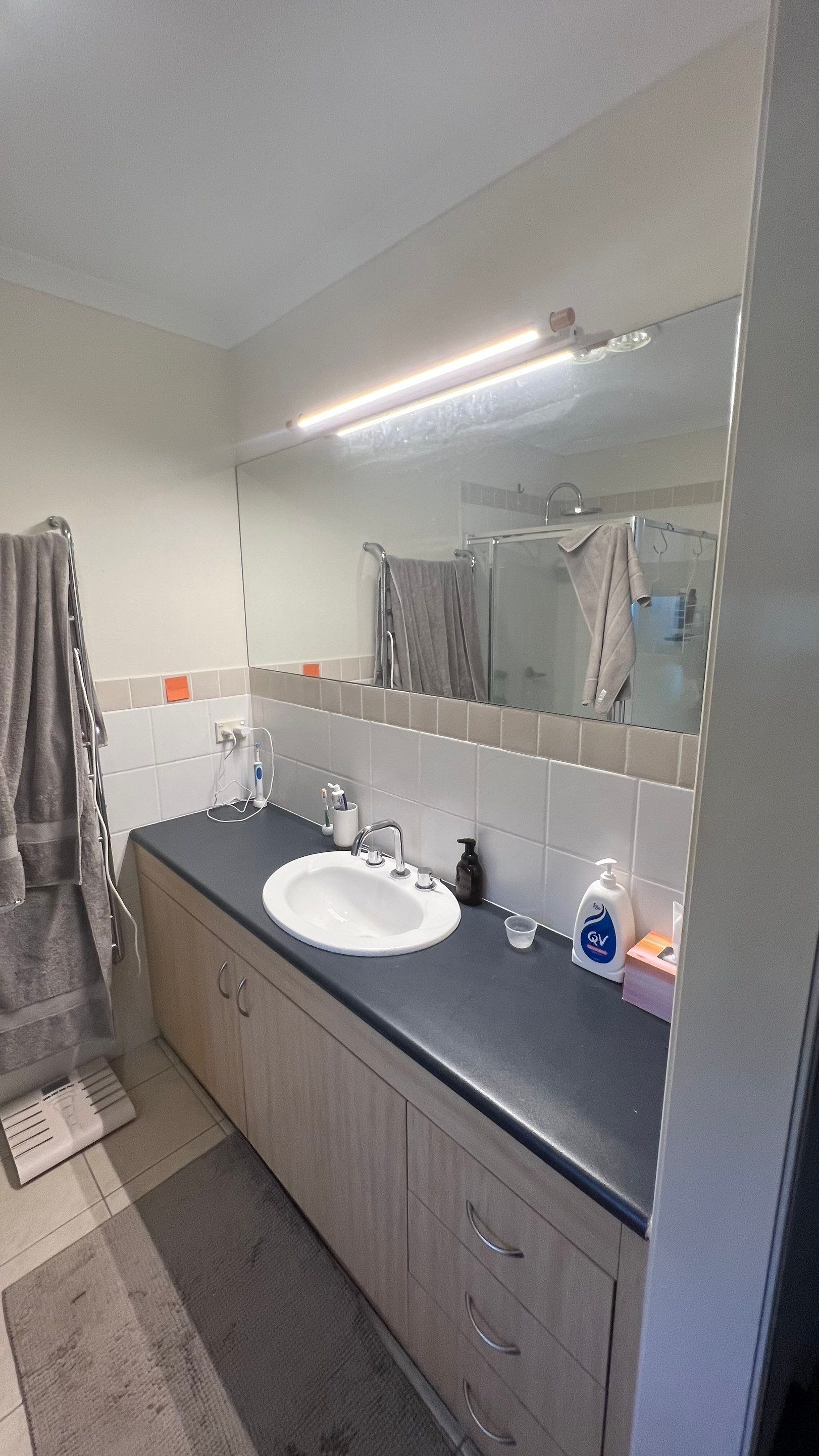 Main Bathroom, Ensuite, Toilet, Powder Room, and Laundry Renovation by Re-seal Bathrooms