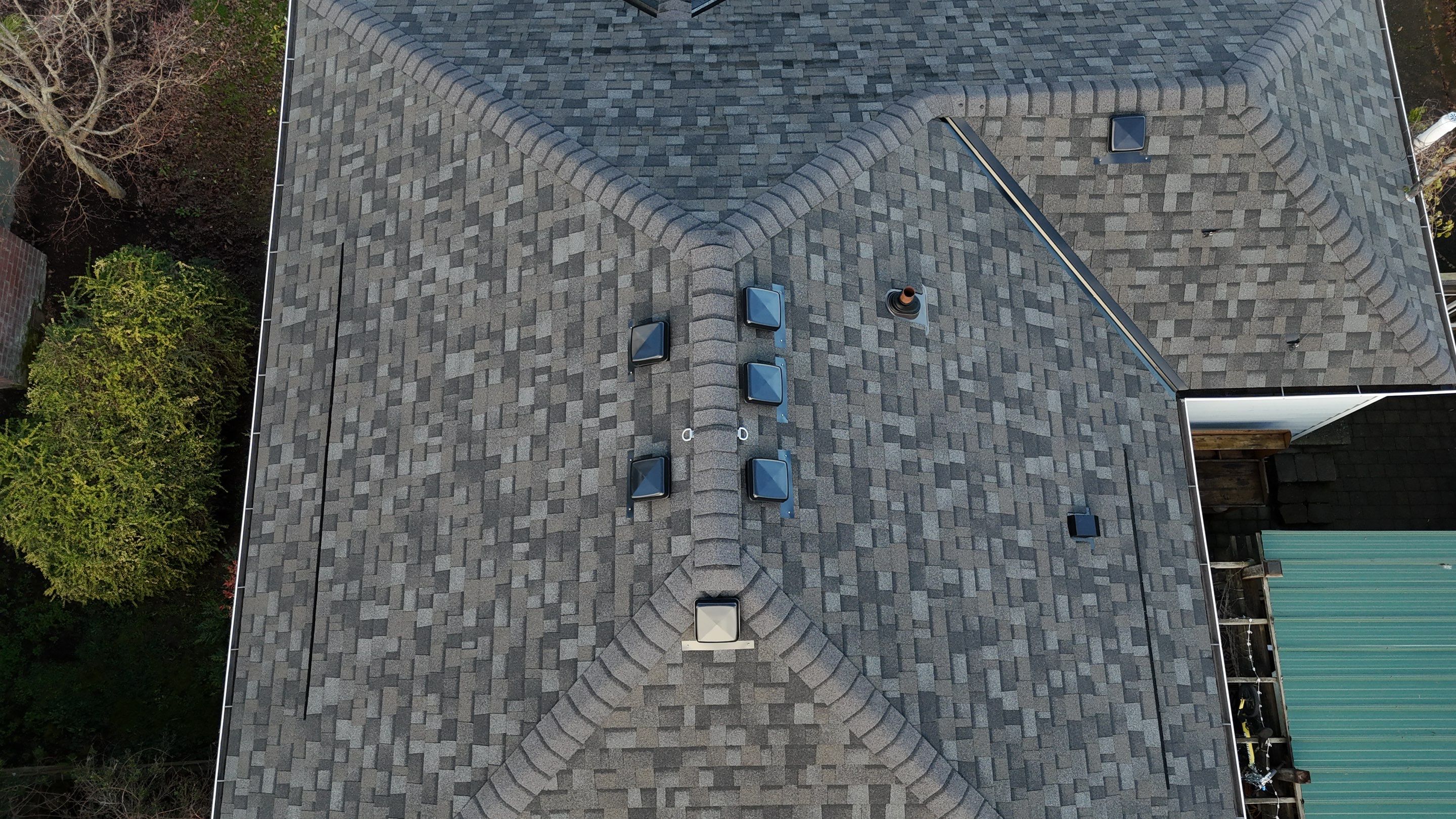 Williamsburg Gray | Roof Replacement in Portland, OR 97202 by Valiant Roofing, LLC