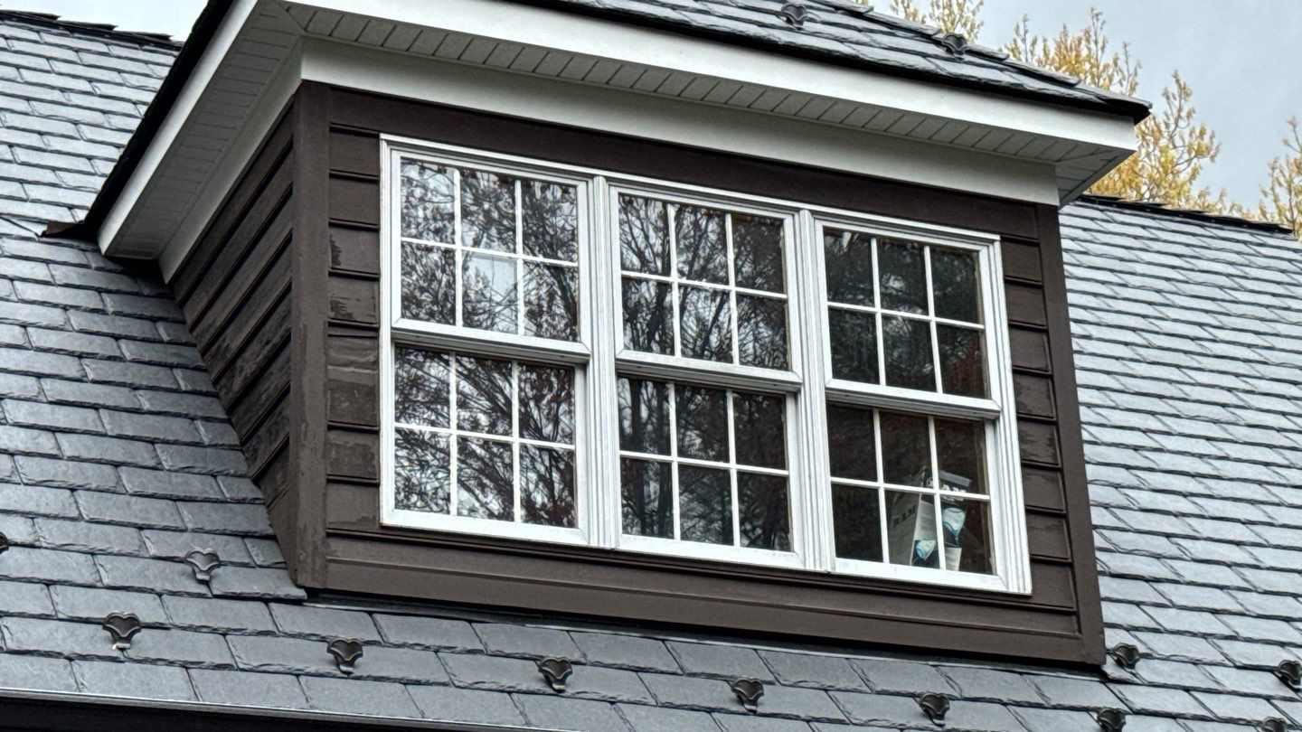 Clifton Multi-Trade Restoration: DaVinci Single Width Slate in Slate Black by RM Banning, Inc.