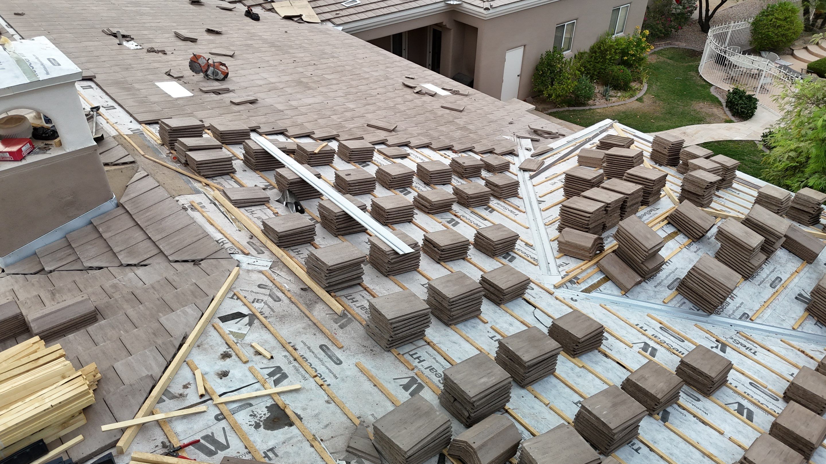 Project in Paradise Valley, AZ by Saint Roofing