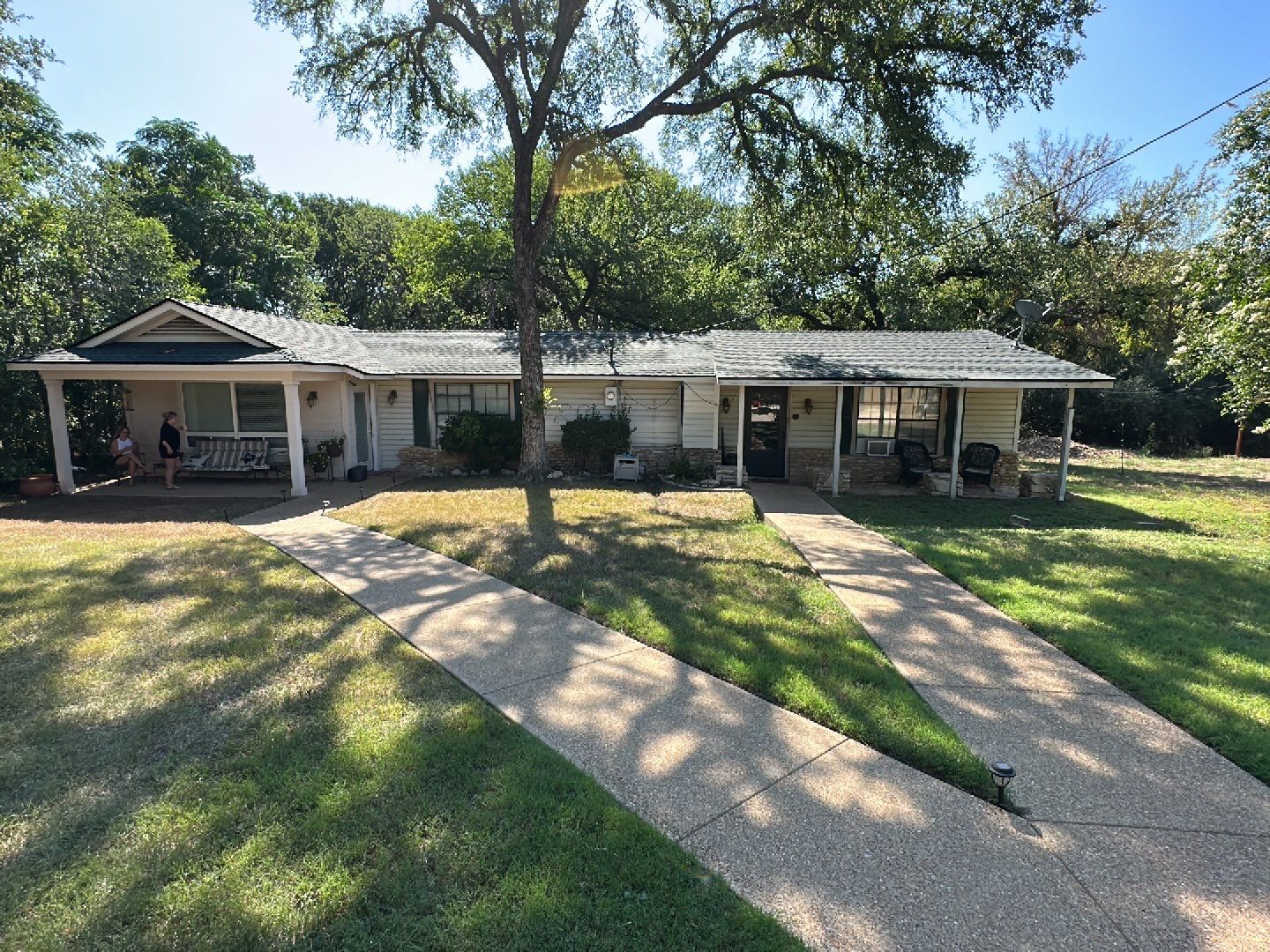 GAF HDZ - Hunter Green by Elite Roofing LLC