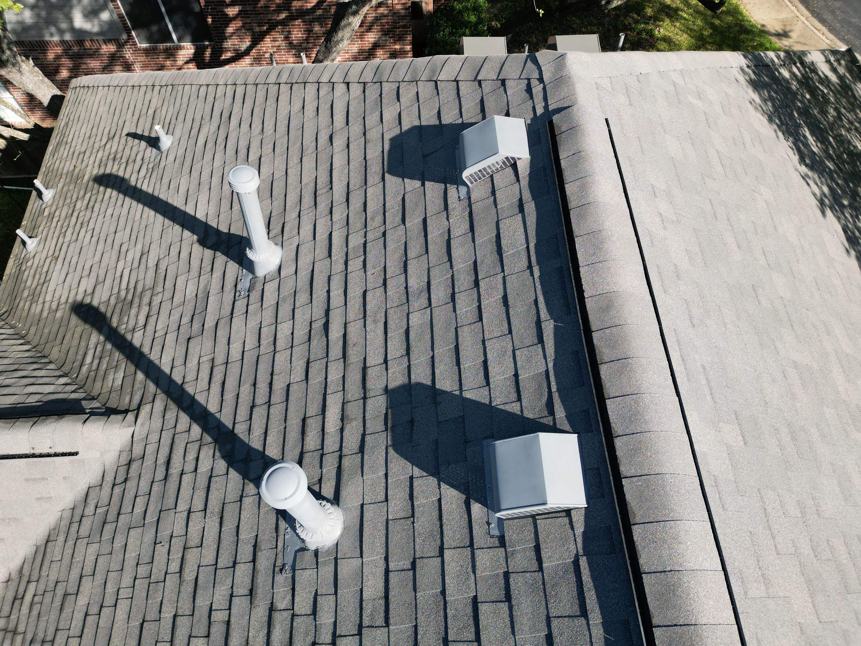 Weathered Wood - Malarkey Highlander by RoofsOnly.com