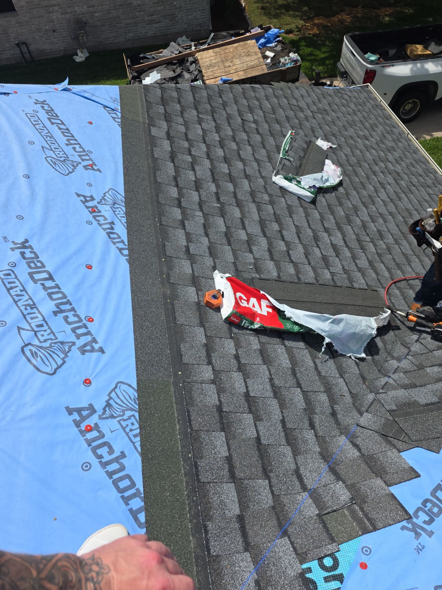 GAF UHDZ - Pewter Gray by Elite Roofing LLC
