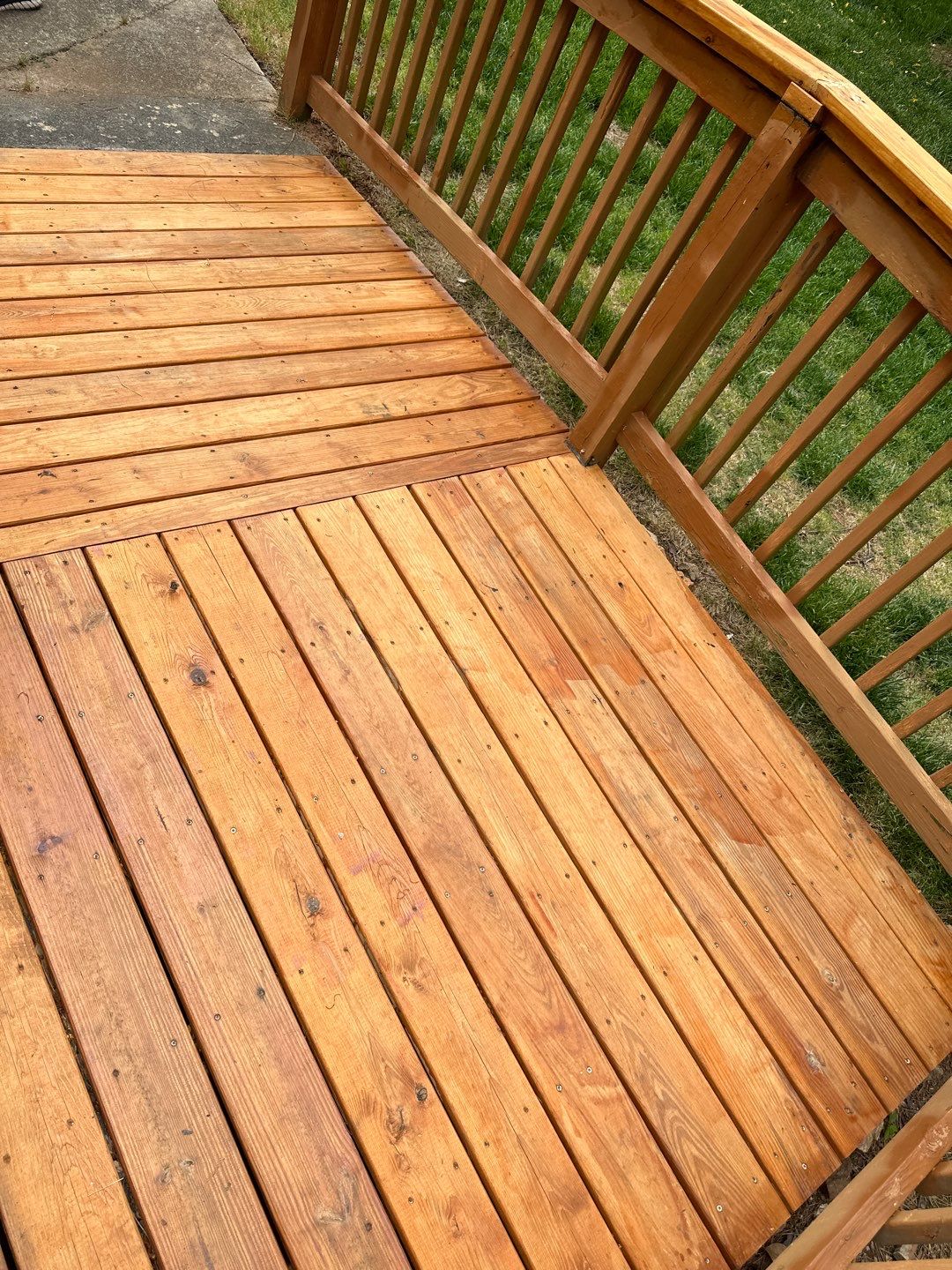 Weathered Deck using AcryFin by DuraSeal