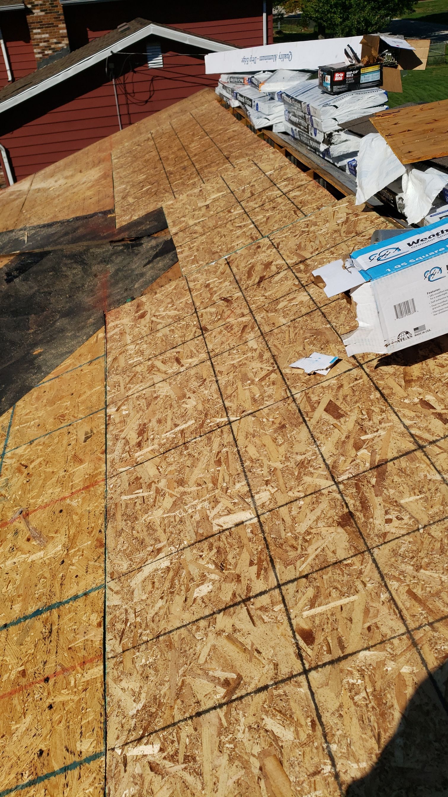 ATLAS PINNACLE COLOR: PRISTINE HEATHER DRIP EDGE: MUSKET BROWN by Eagle Eye Roofing