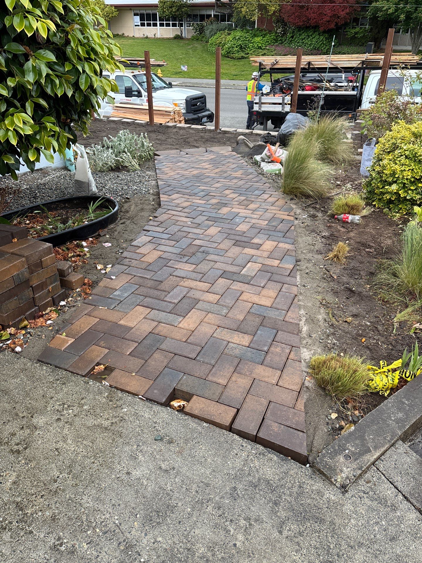 Retaining Wall & Fence Installation  by Jireh Asphalt & Concrete Inc 