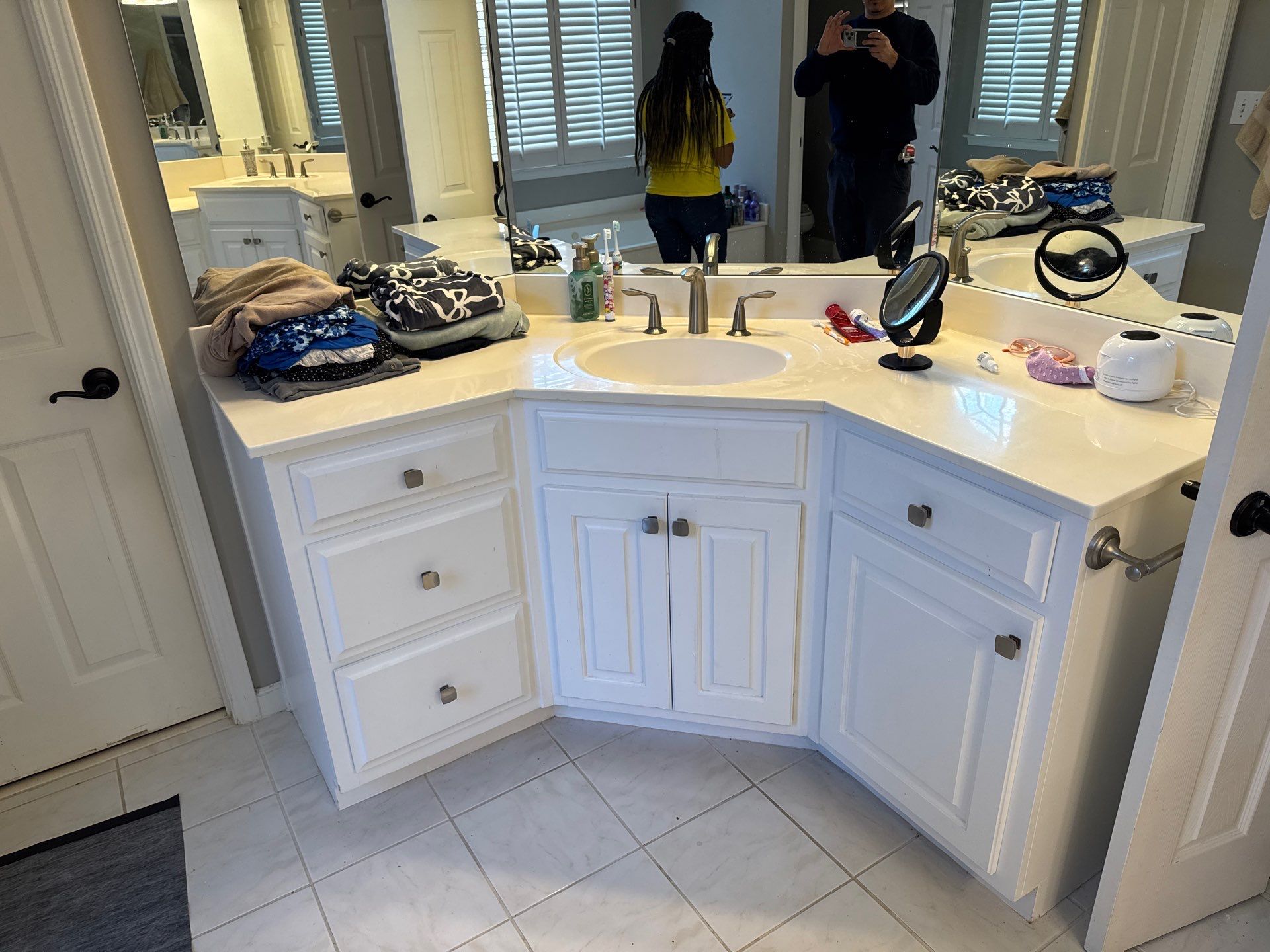 Master bathroom renovation by Prudencio