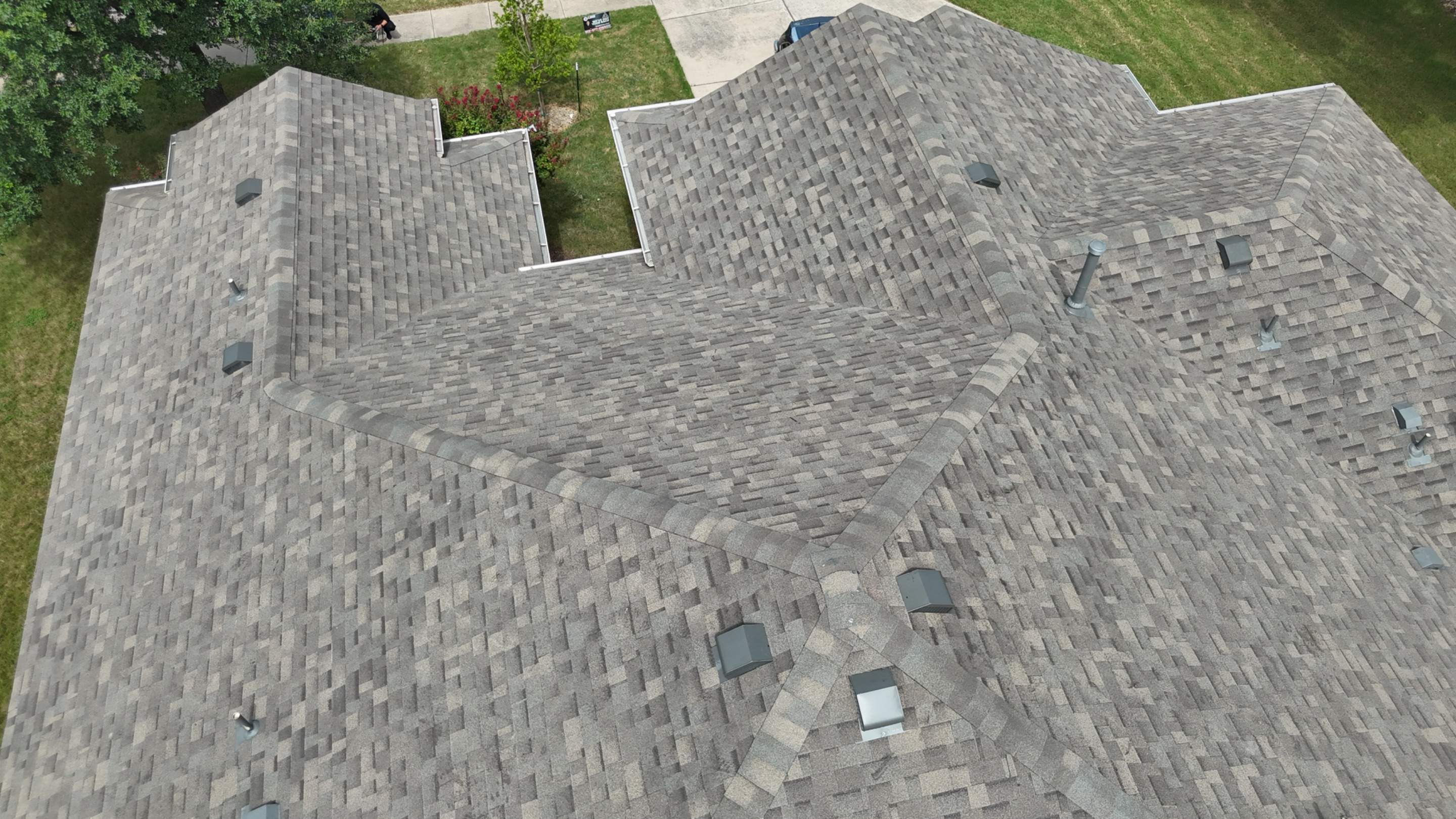 Weathered Wood - Malarkey Highlander by RoofsOnly.com