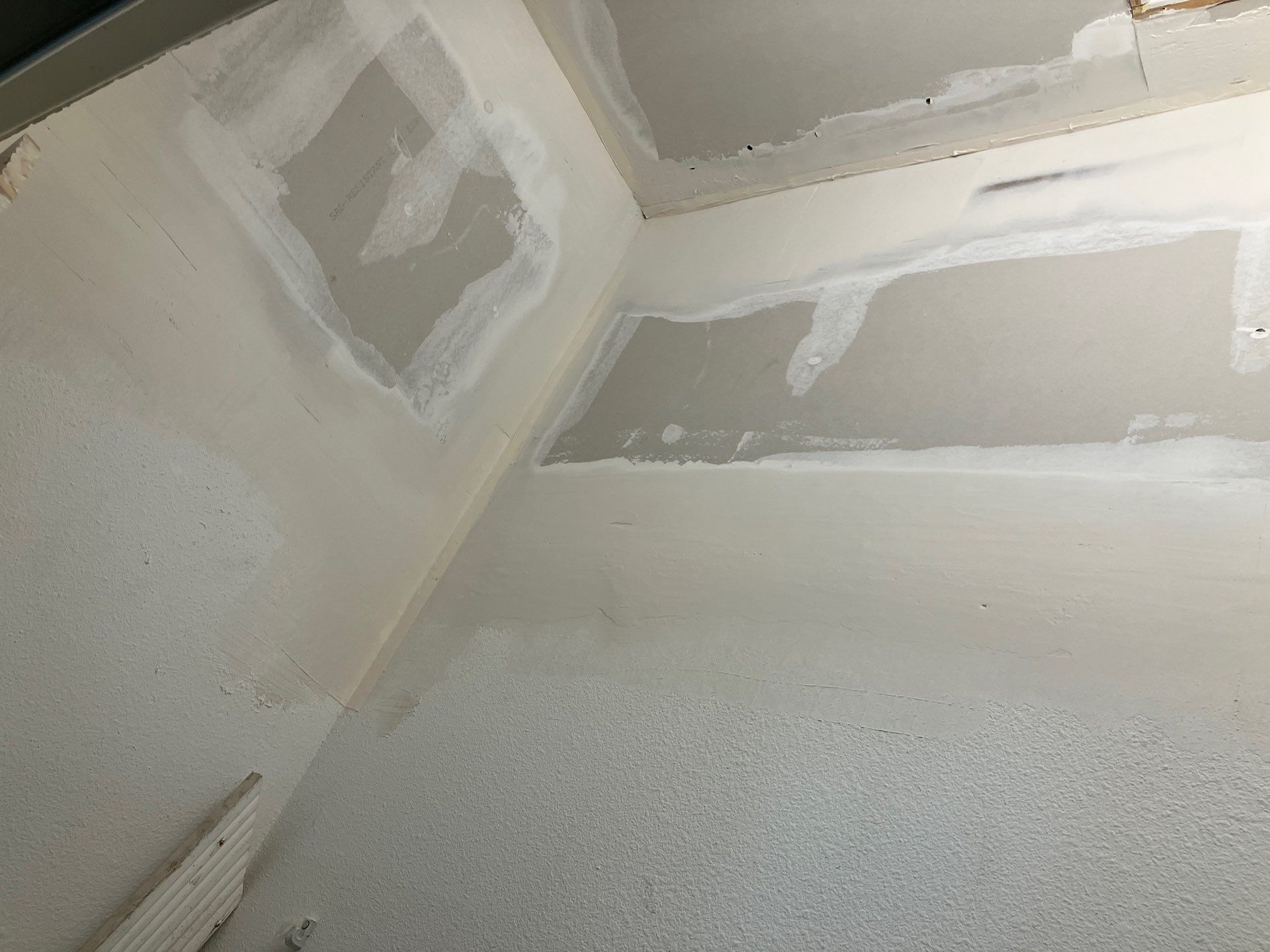 Holmes Beach AC Mold Deep Cleaning by Ampm Restoration Services 