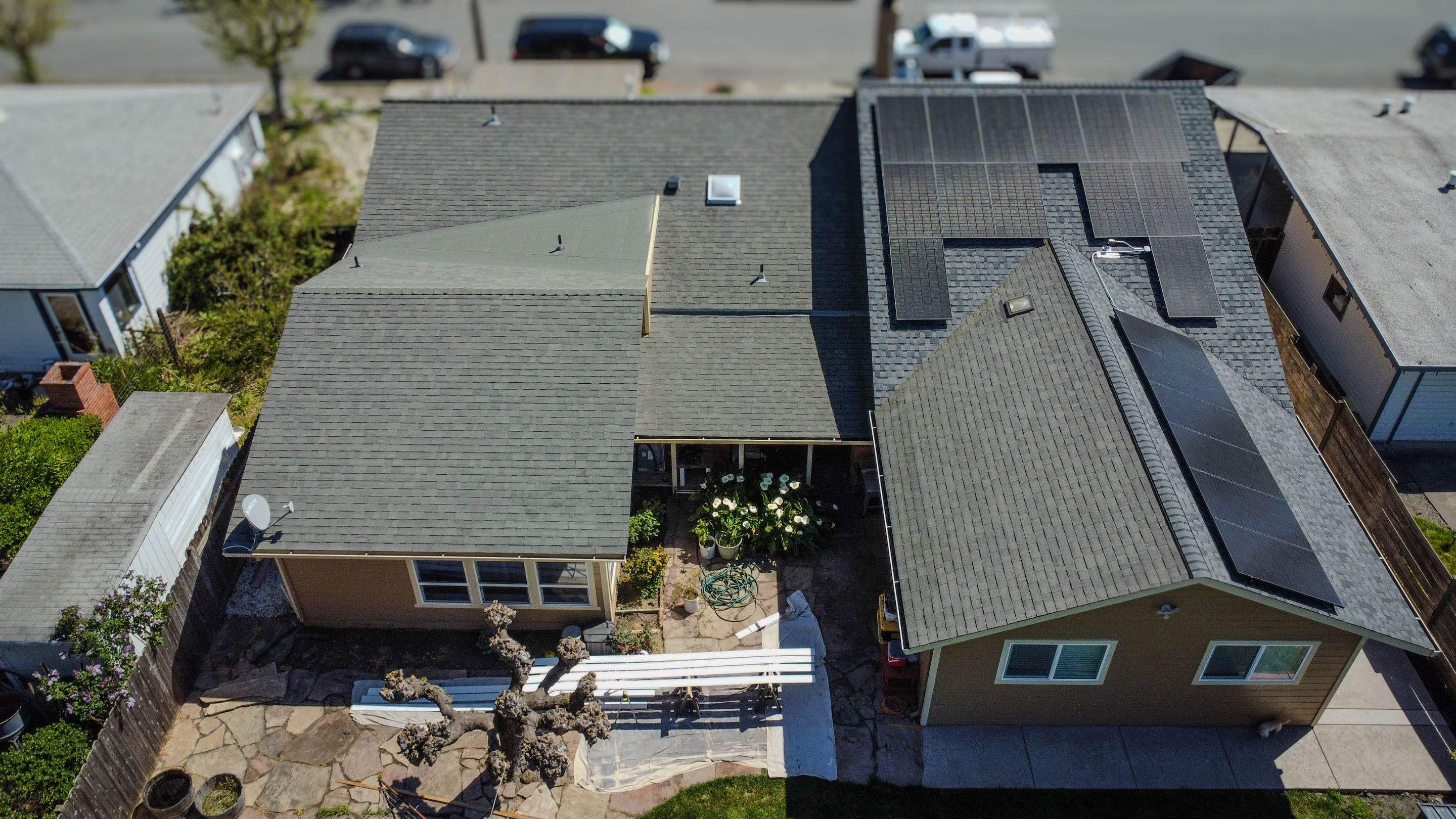 Residential Remodel using GAF Timberline HDZ RS by Sustainable Living Builders, Inc.
