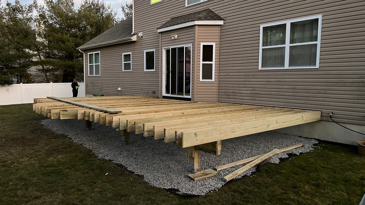 New Deck in Monroe by deck guardian