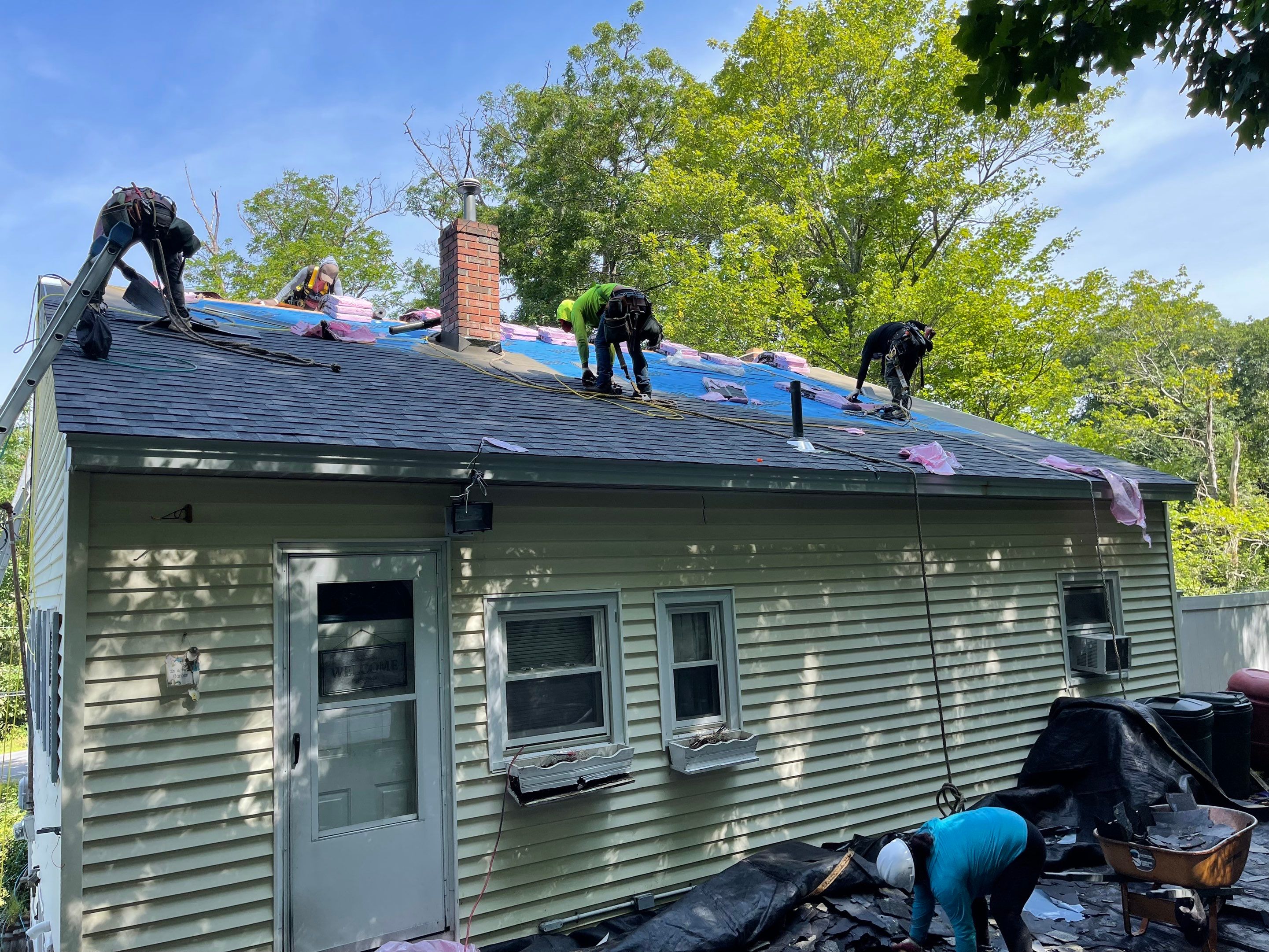 Residential Roofing Installation using Owens Corning TruDefinition by Sensible Home Solutions