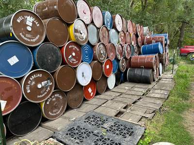 BeeGirl's Honey House in the Midwest