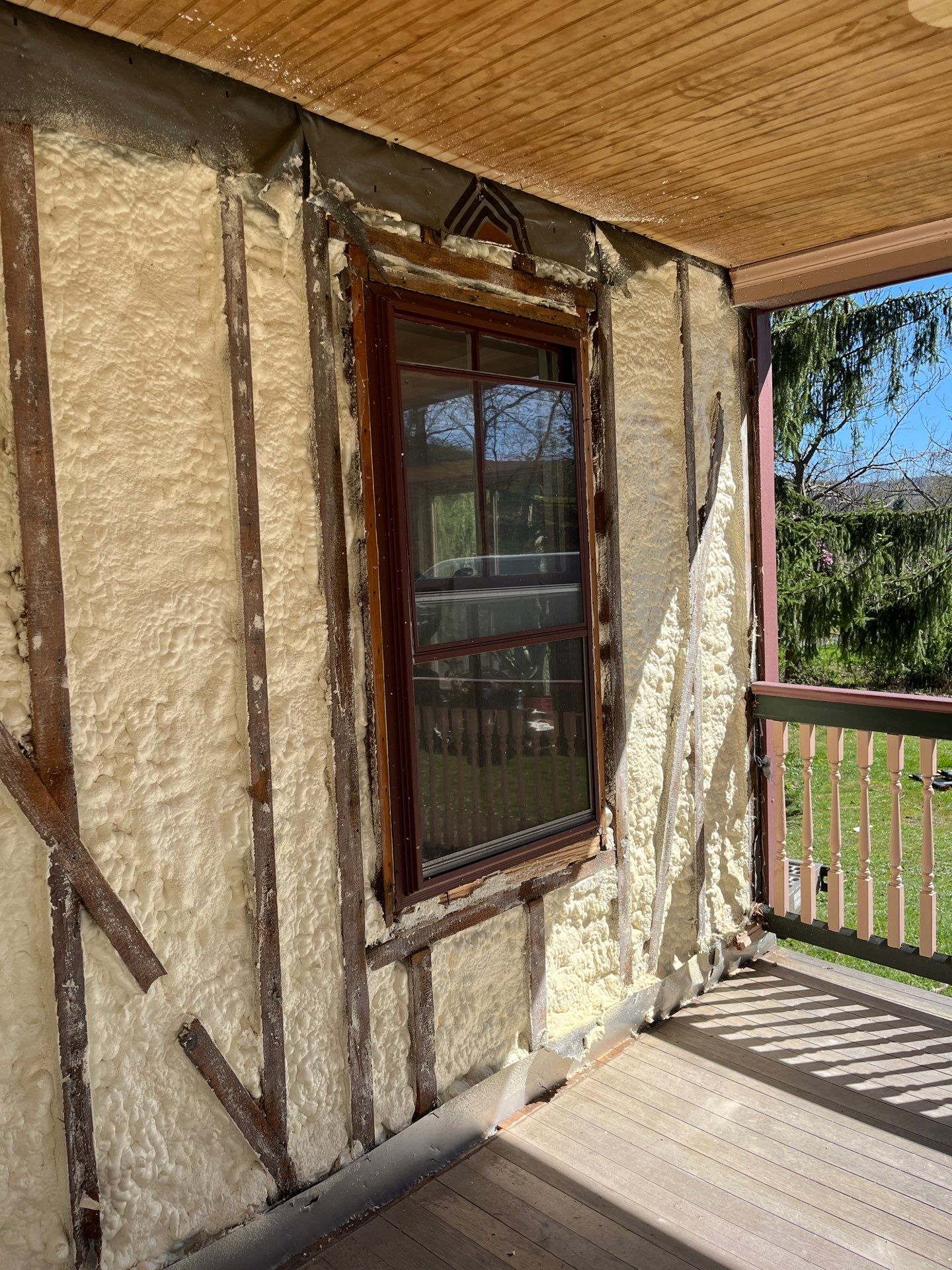 Siding Installation using Closed Cell Spray Foam by NYS Foam & Energy