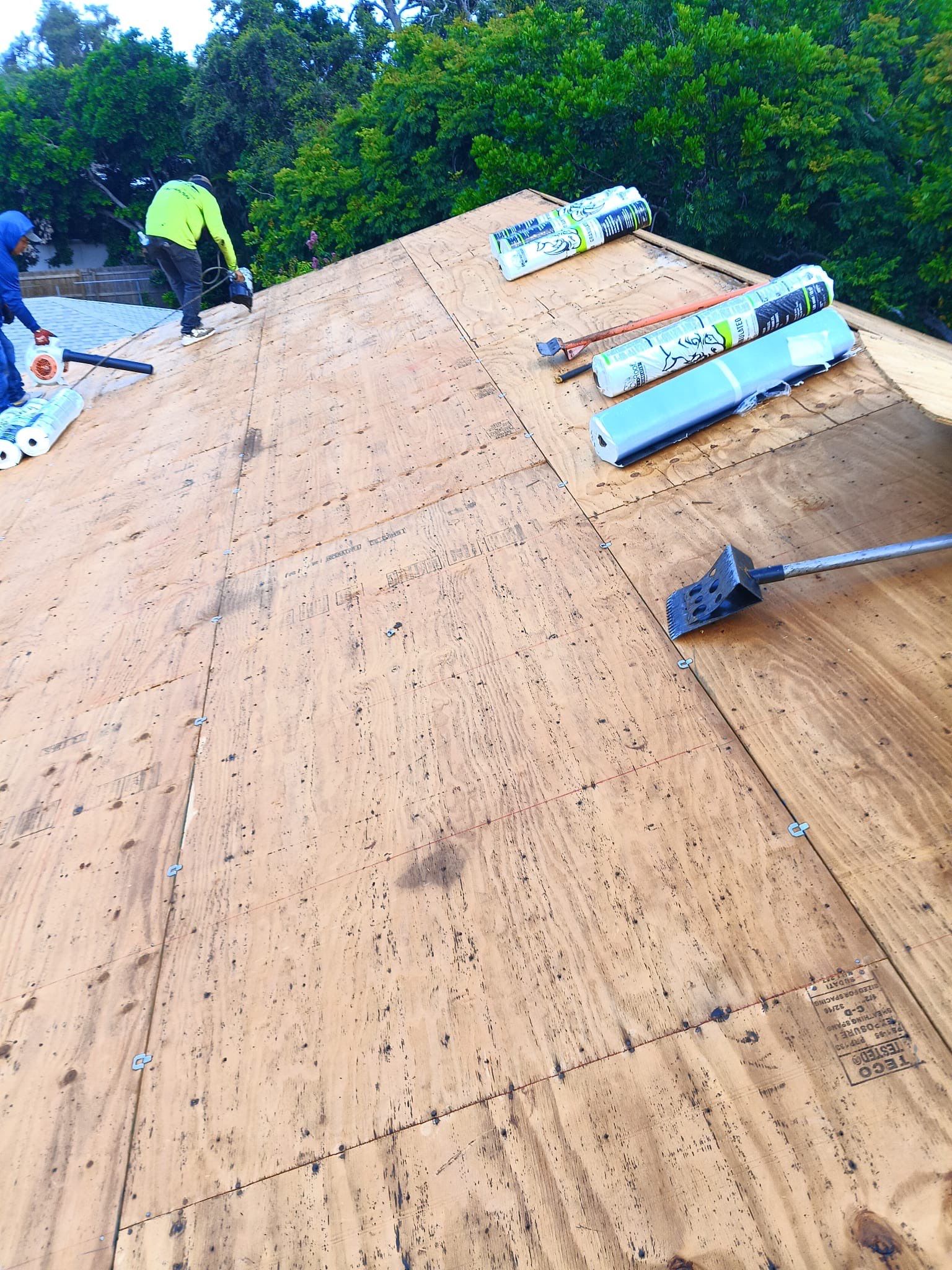 Project in Largo 33774 by Mitchell Roofing Company LLC 