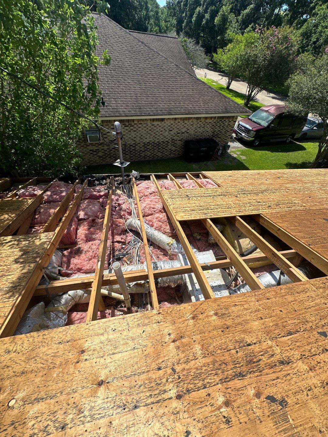 Residential Roofing Installation using Owen's Corning Duration (Lifetime) Shingles by Roof Repair Company